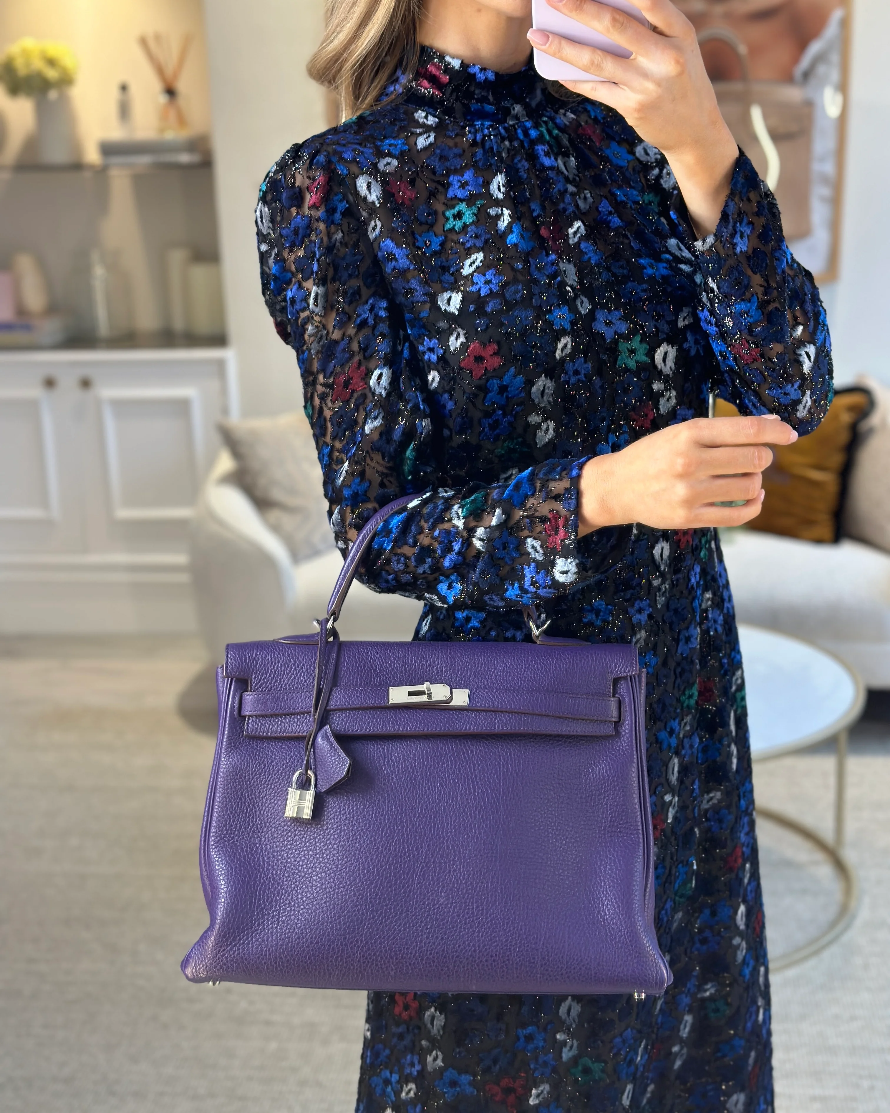 Hermès Kelly 35 Retourne Bag in Iris Togo Leather with Palladium Hardware - Image 3