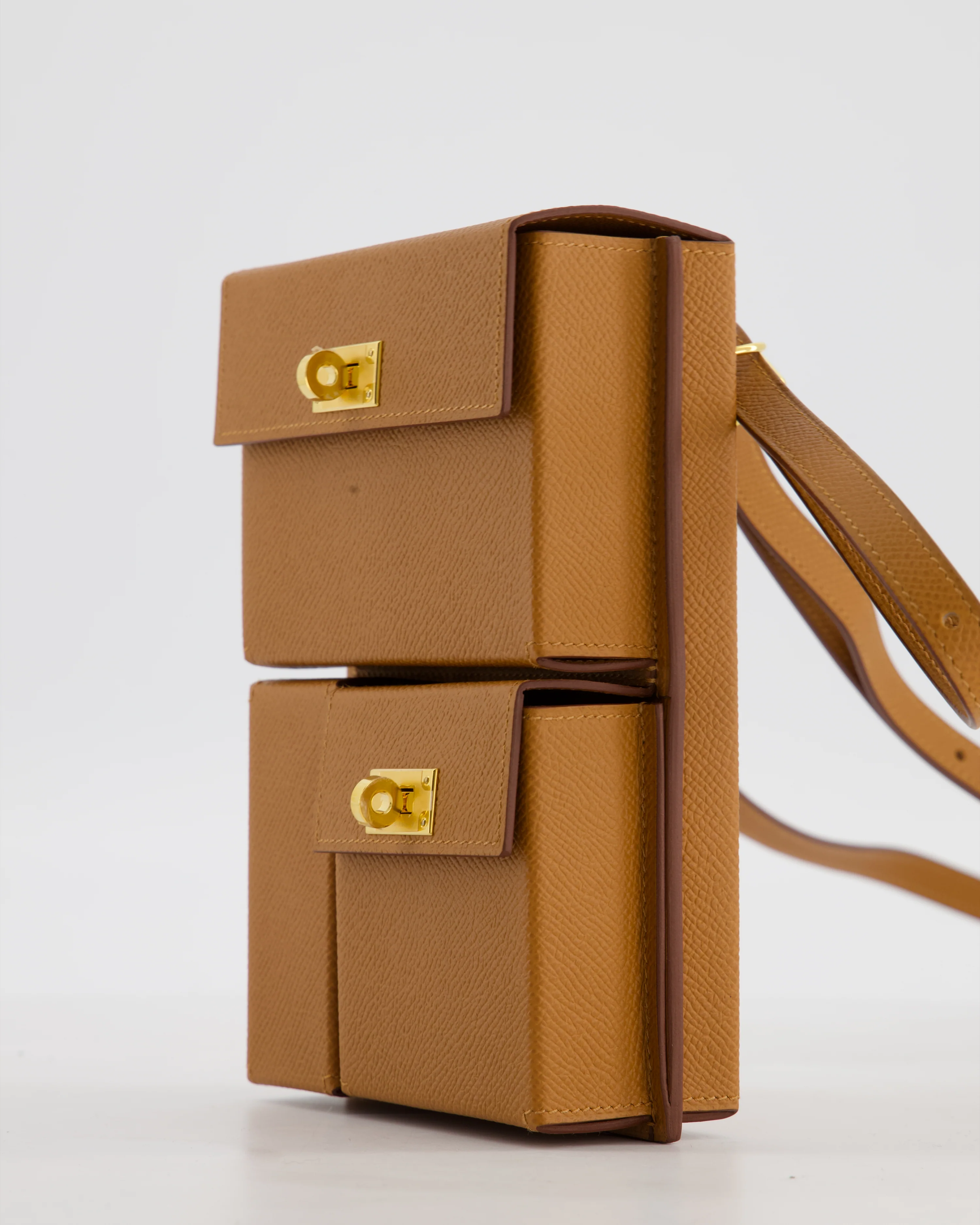 Hermès Kelly Multipocket To Go Pouch in Gold Epsom Leather with Gold Hardware - Image 12