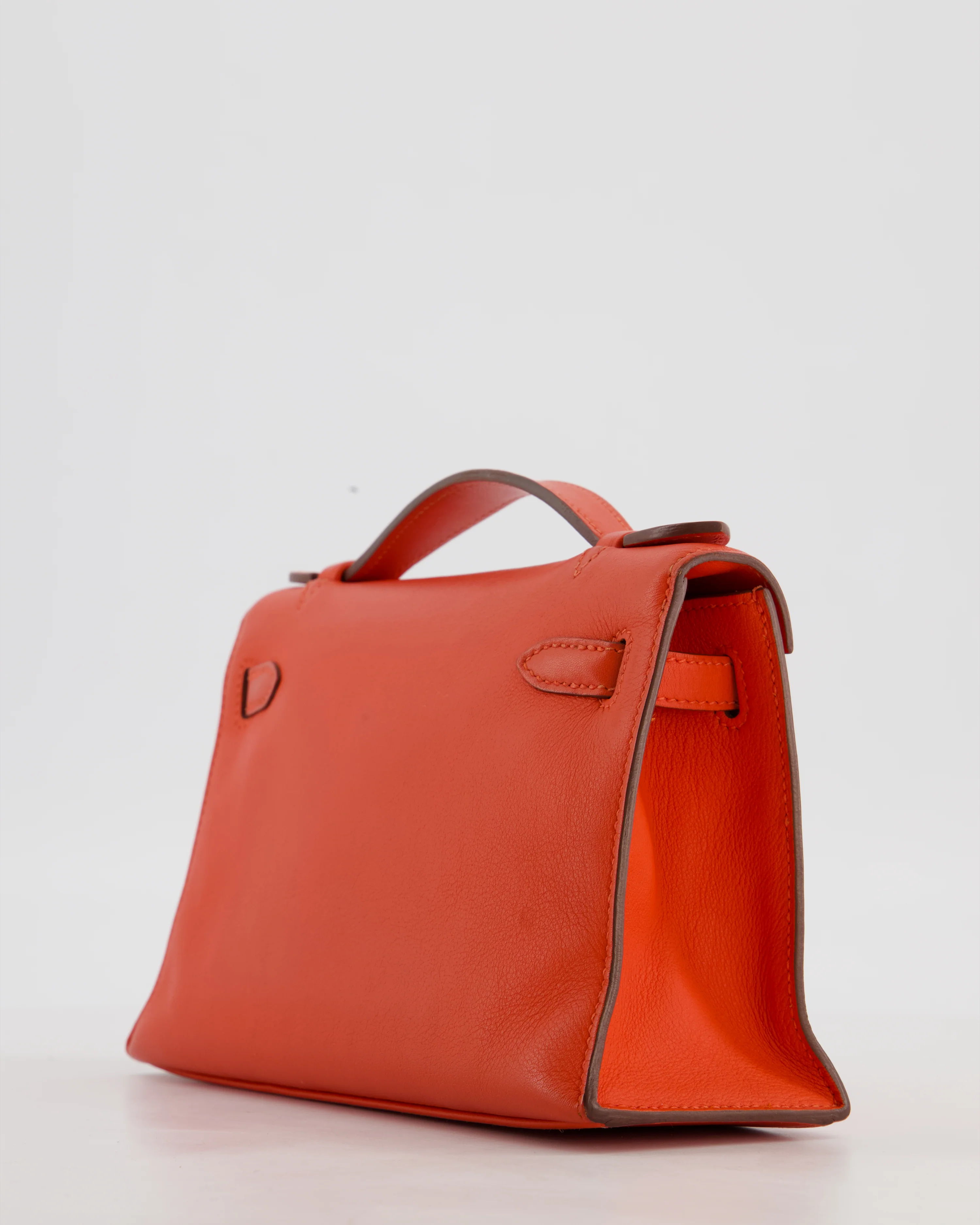 Hermès Kelly Pochette Bag in Capucine Swift Leather with Palladium Hardware - Image 12