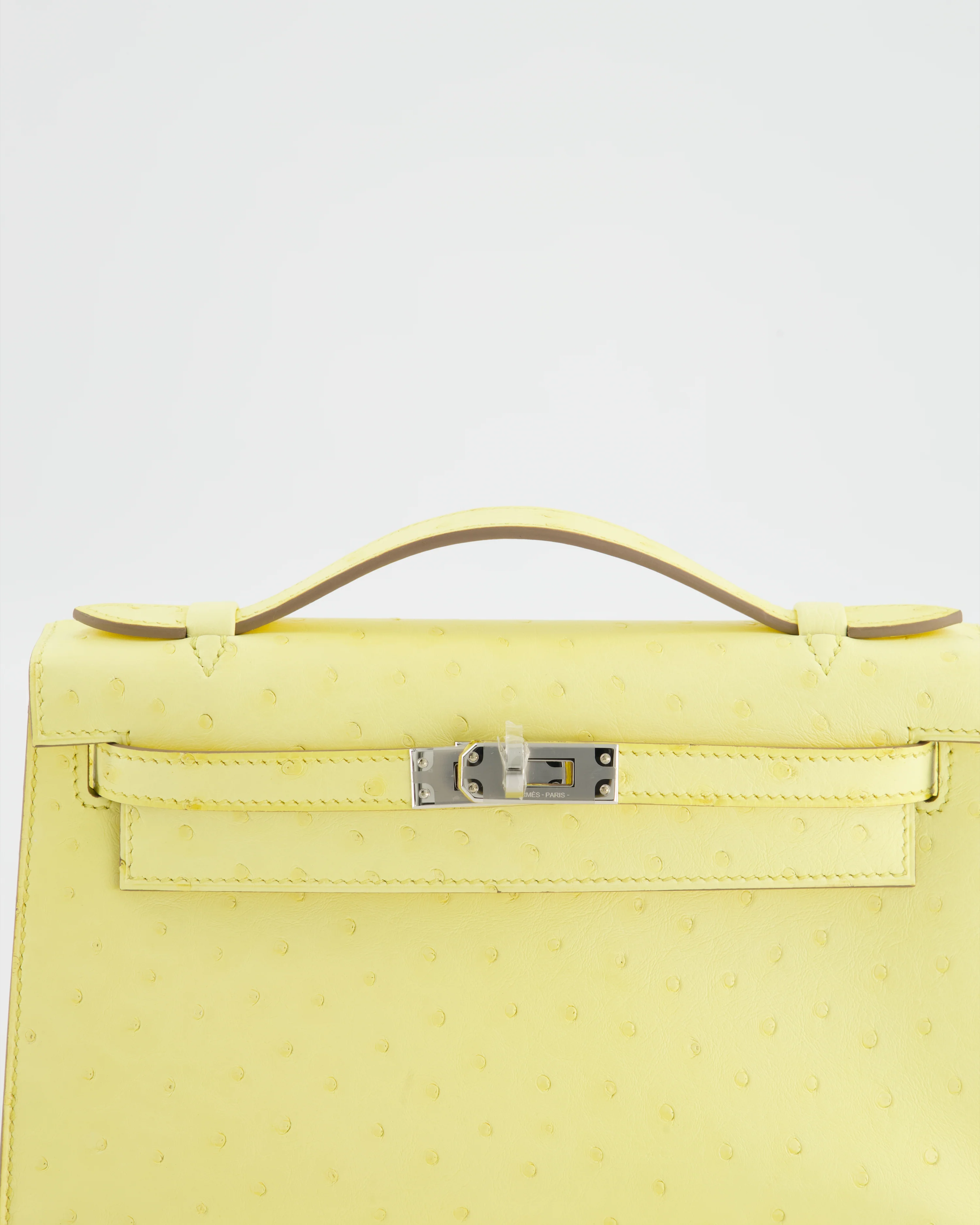 Hermès Kelly Pochette Bag in Limoncello Ostrich Leather with Palladium Hardware - Image 16