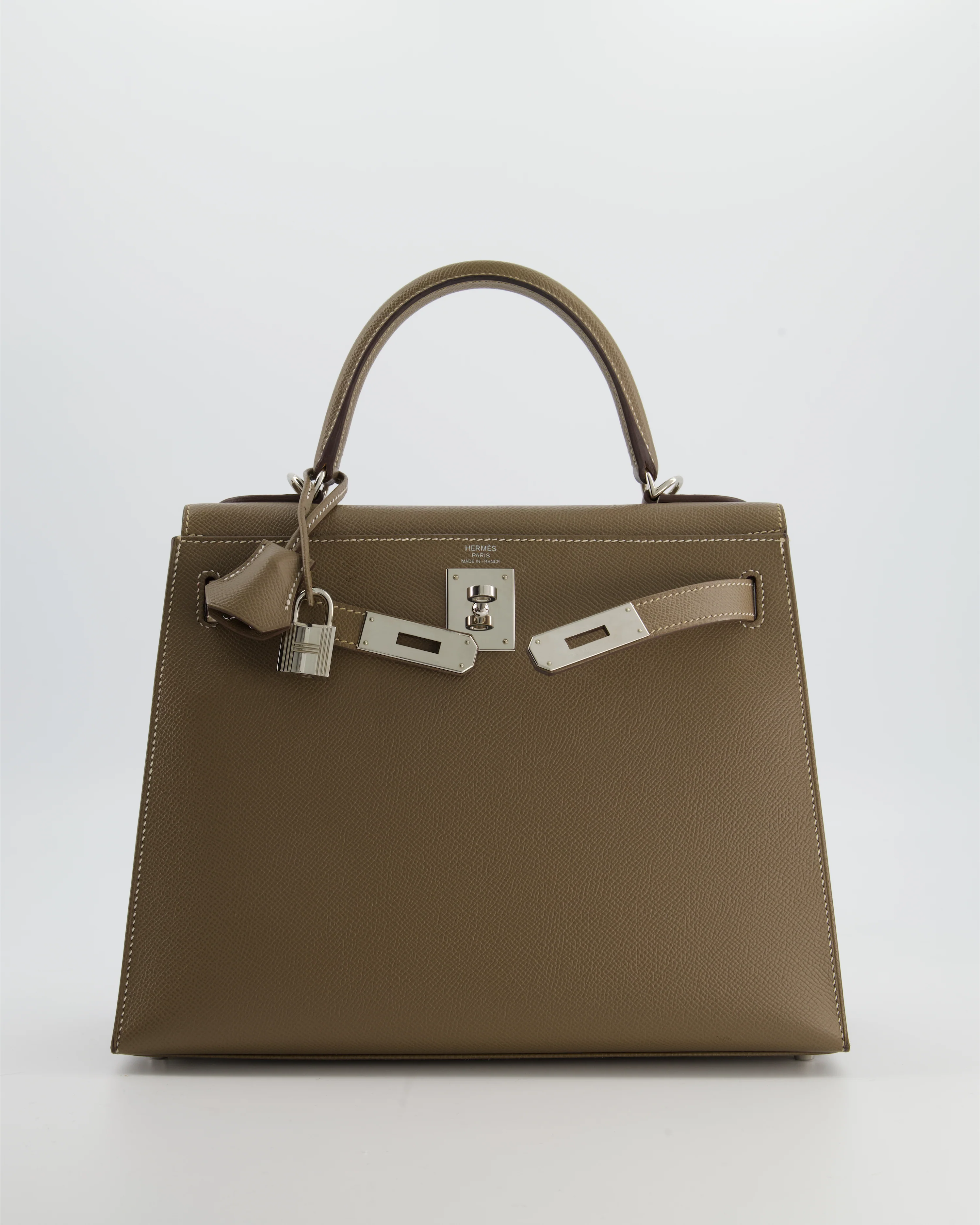Hermès Kelly 28 Sellier Bag in Etoupe Epsom Leather with Palladium Hardware - Image 12