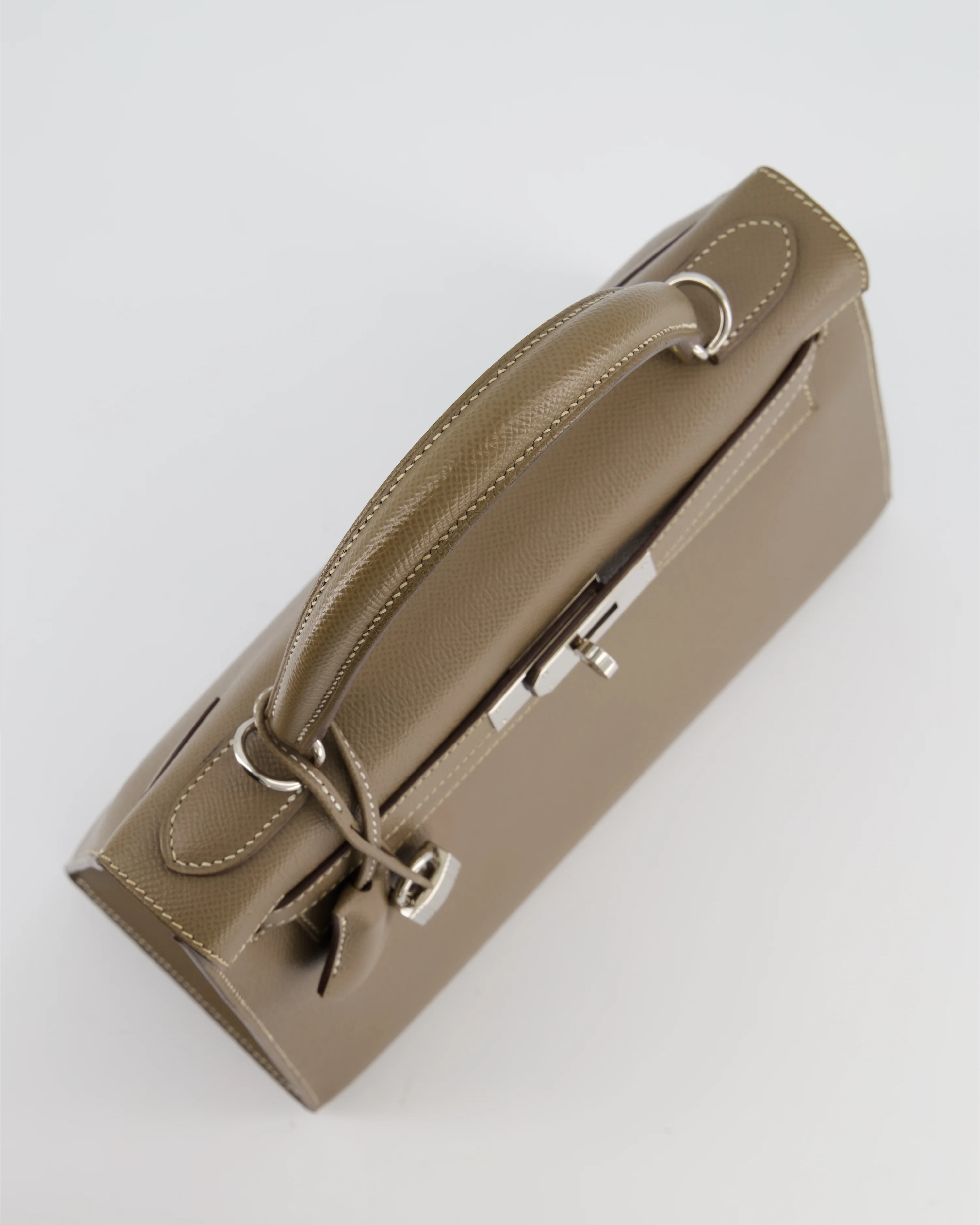 Hermès Kelly 28 Sellier Bag in Etoupe Epsom Leather with Palladium Hardware - Image 14
