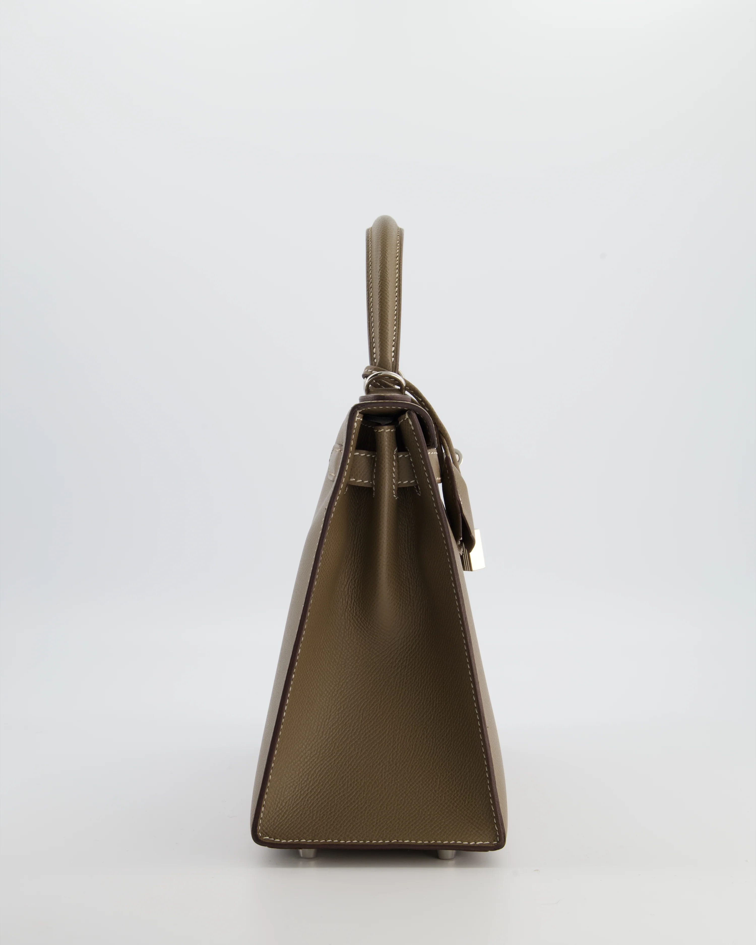 Hermès Kelly 28 Sellier Bag in Etoupe Epsom Leather with Palladium Hardware - Image 17