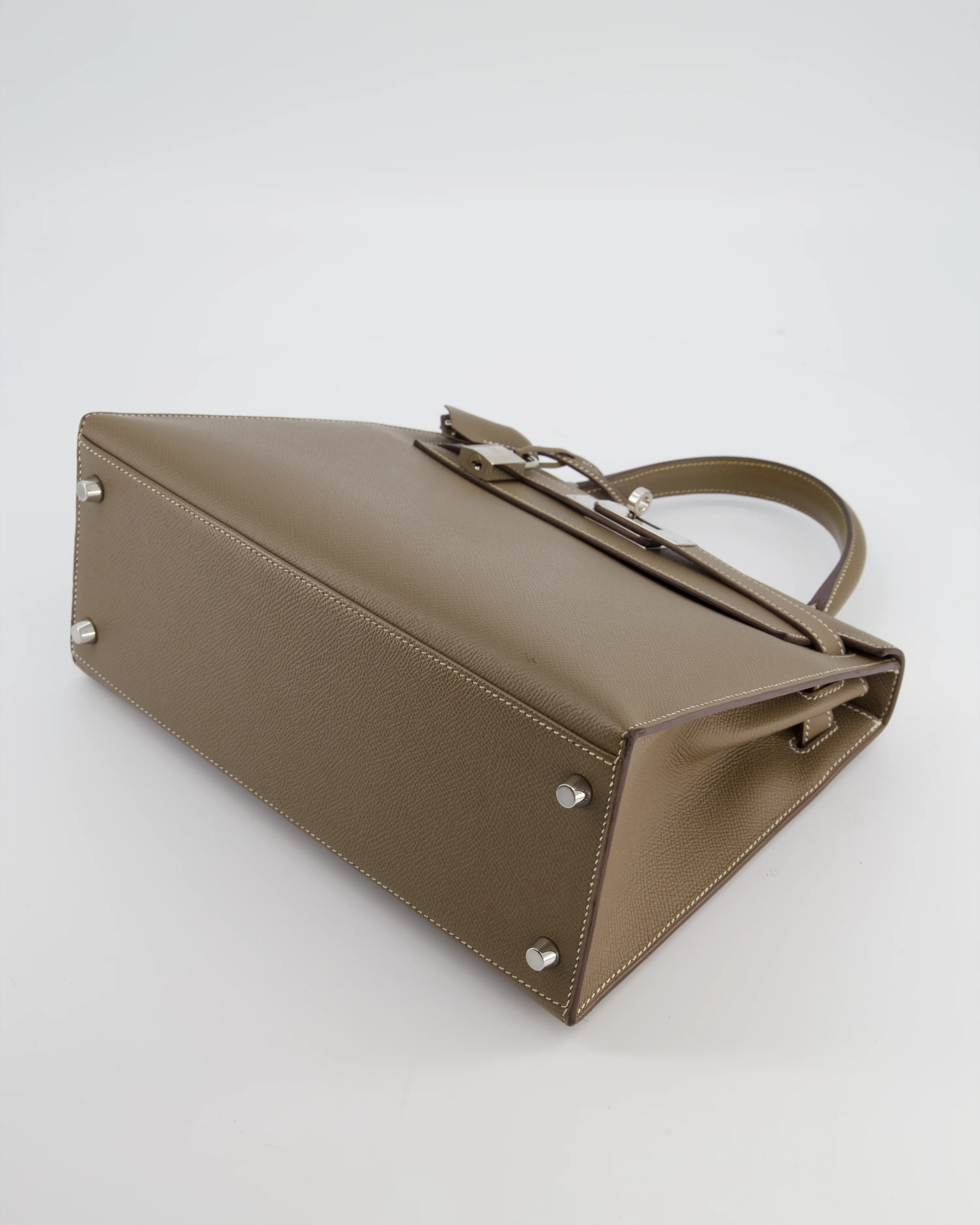 Hermès Kelly 28 Sellier Bag in Etoupe Epsom Leather with Palladium Hardware - Image 19