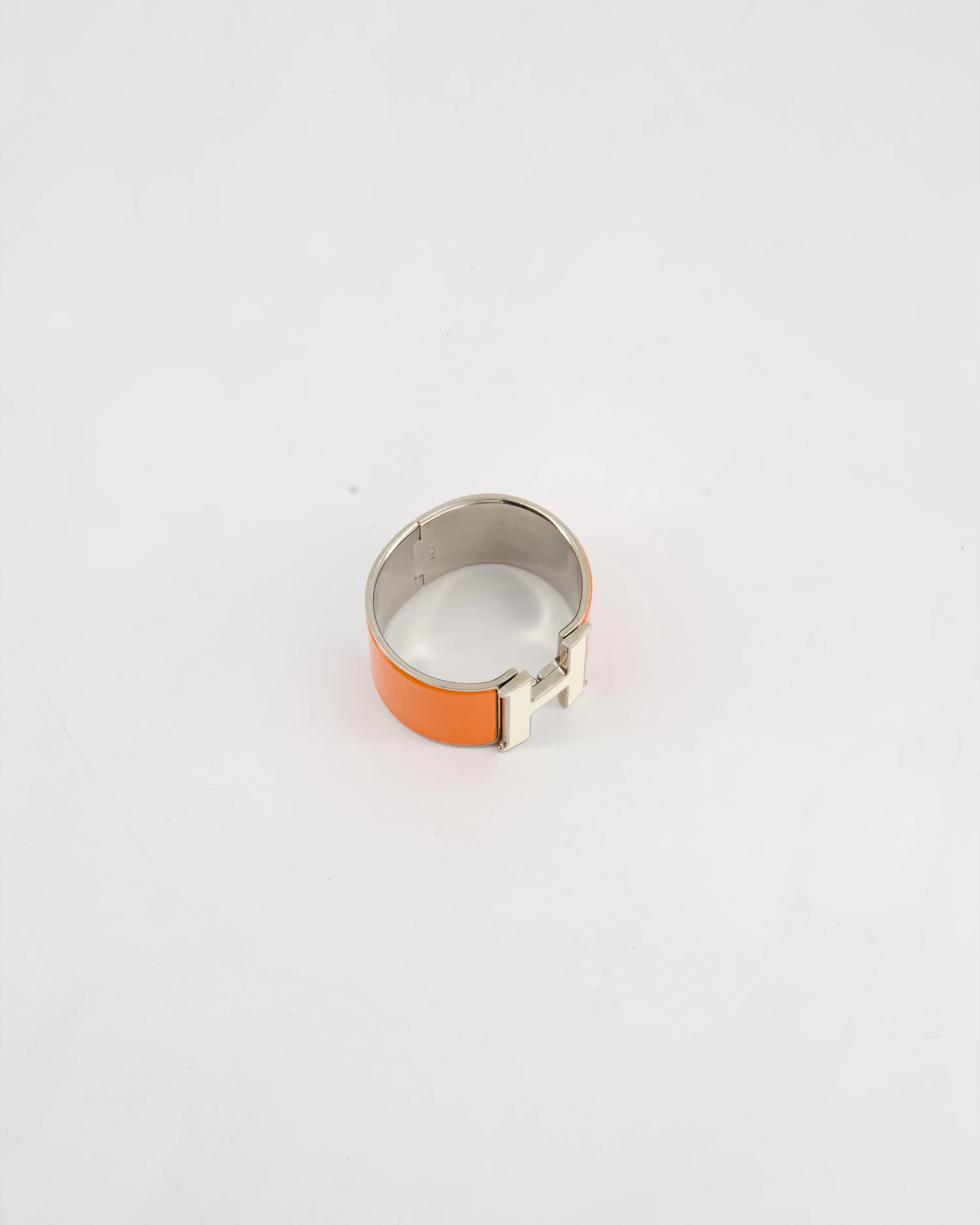 Hermès Large Clic H Bracelet in Orange Enamel & Cream H with Palladium Hardware - Image 3