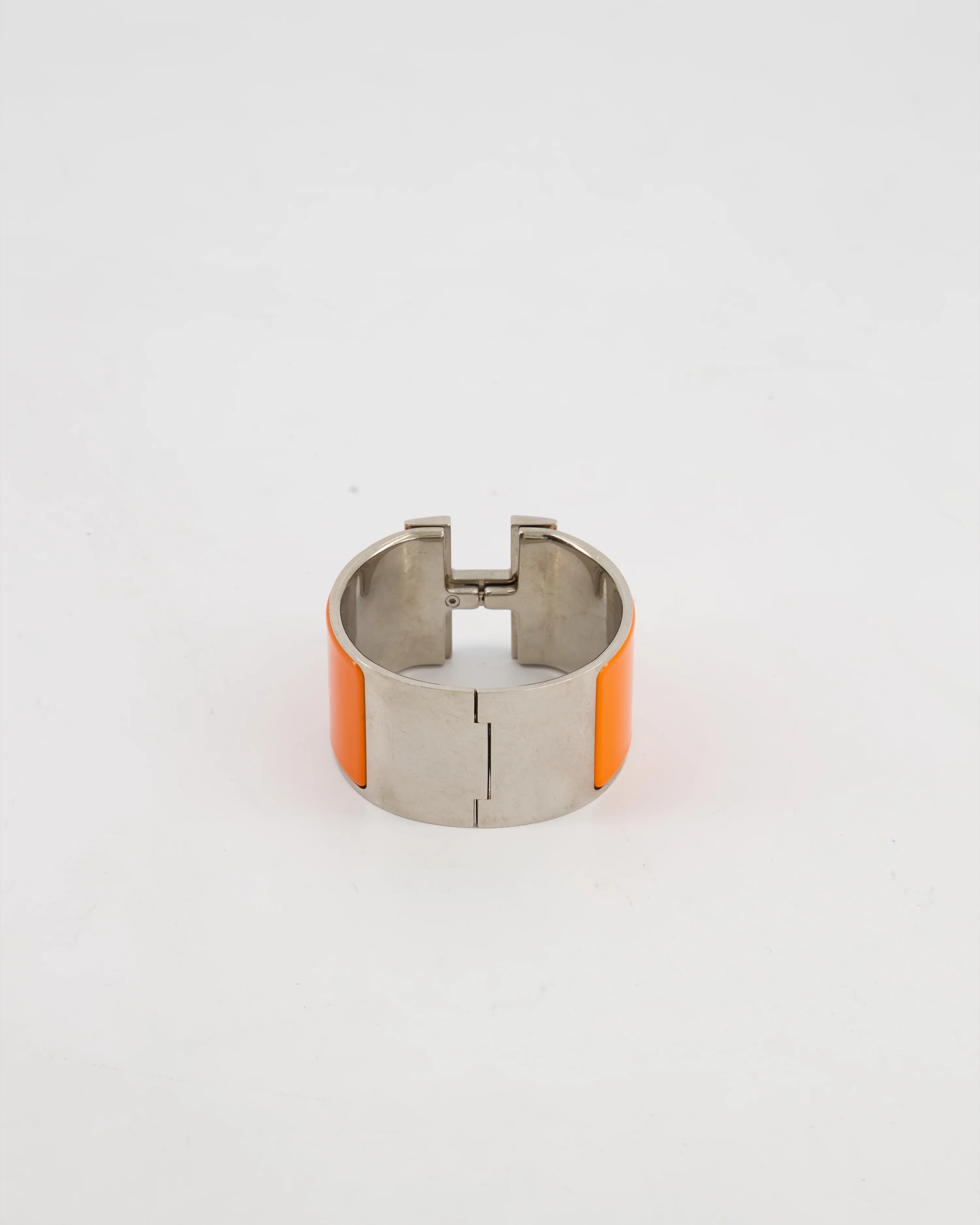 Hermès Large Clic H Bracelet in Orange Enamel & Cream H with Palladium Hardware - Image 6