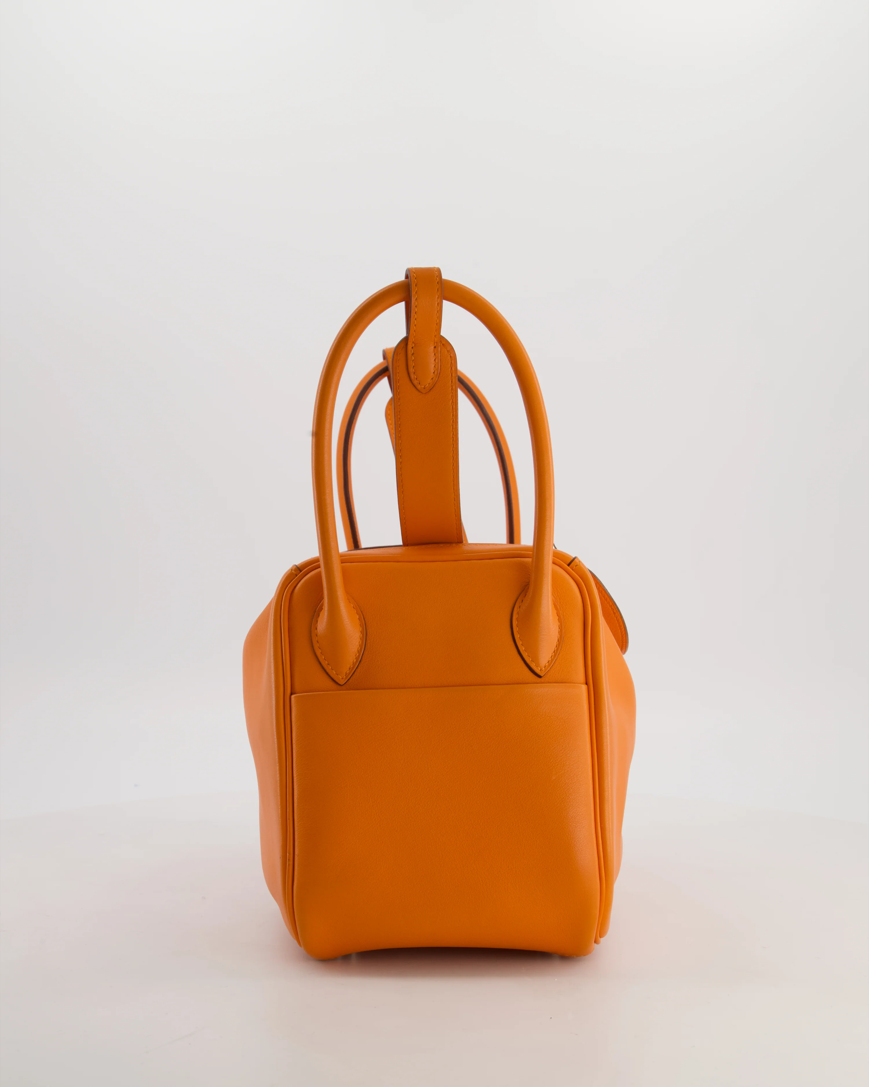 Hermès Lindy 26 Bag in Orange H Swift Leather with Palladium Hardware - Image 19