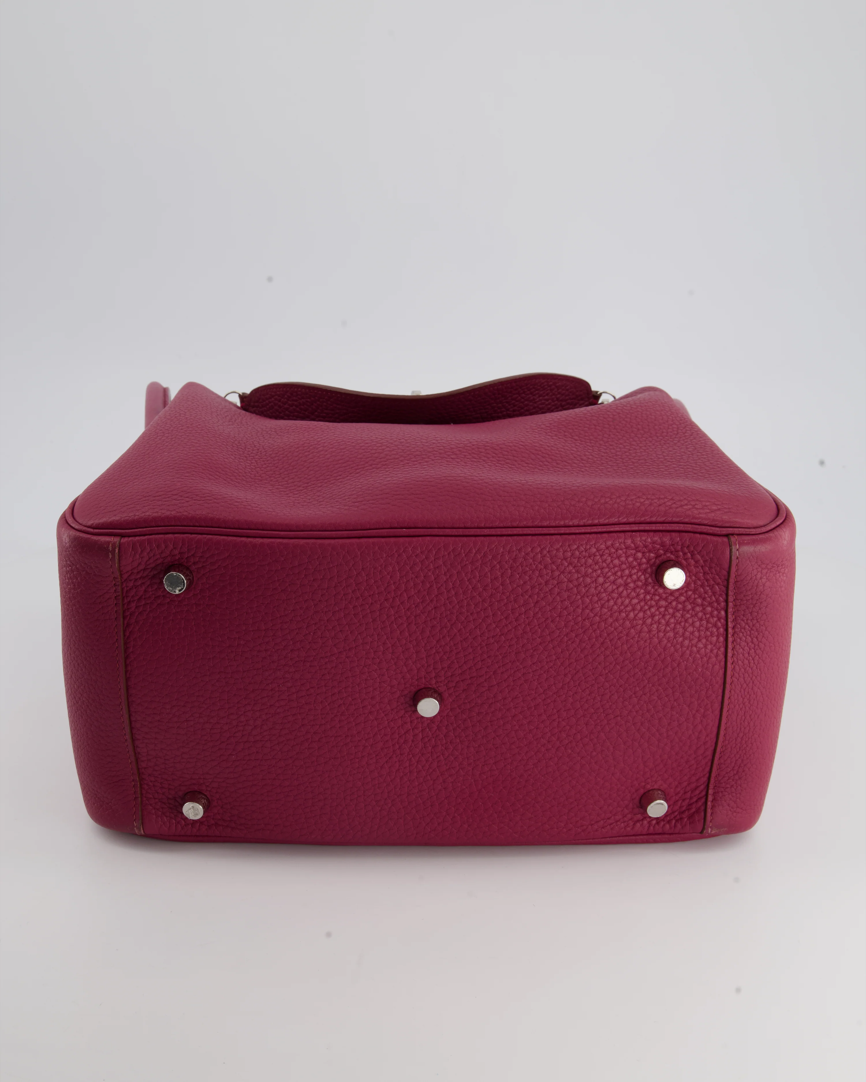 Hermès Lindy Bag 30cm in Rouge Galance in Togo Leather with Palladium Hardware - Image 13