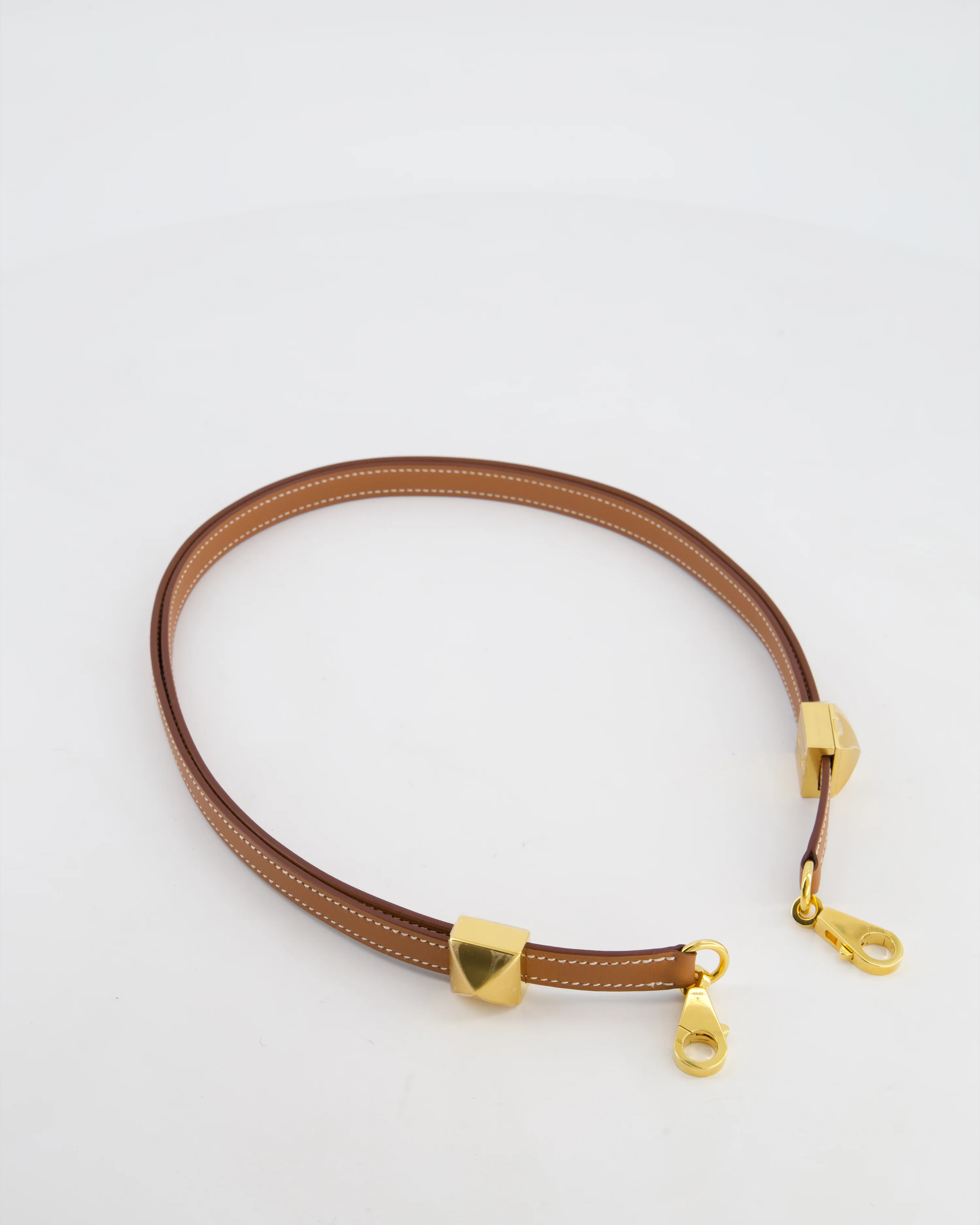 Hermès Medor Adjustable Bag Strap in Gold Swift Leather with Gold Hardware - Image 5
