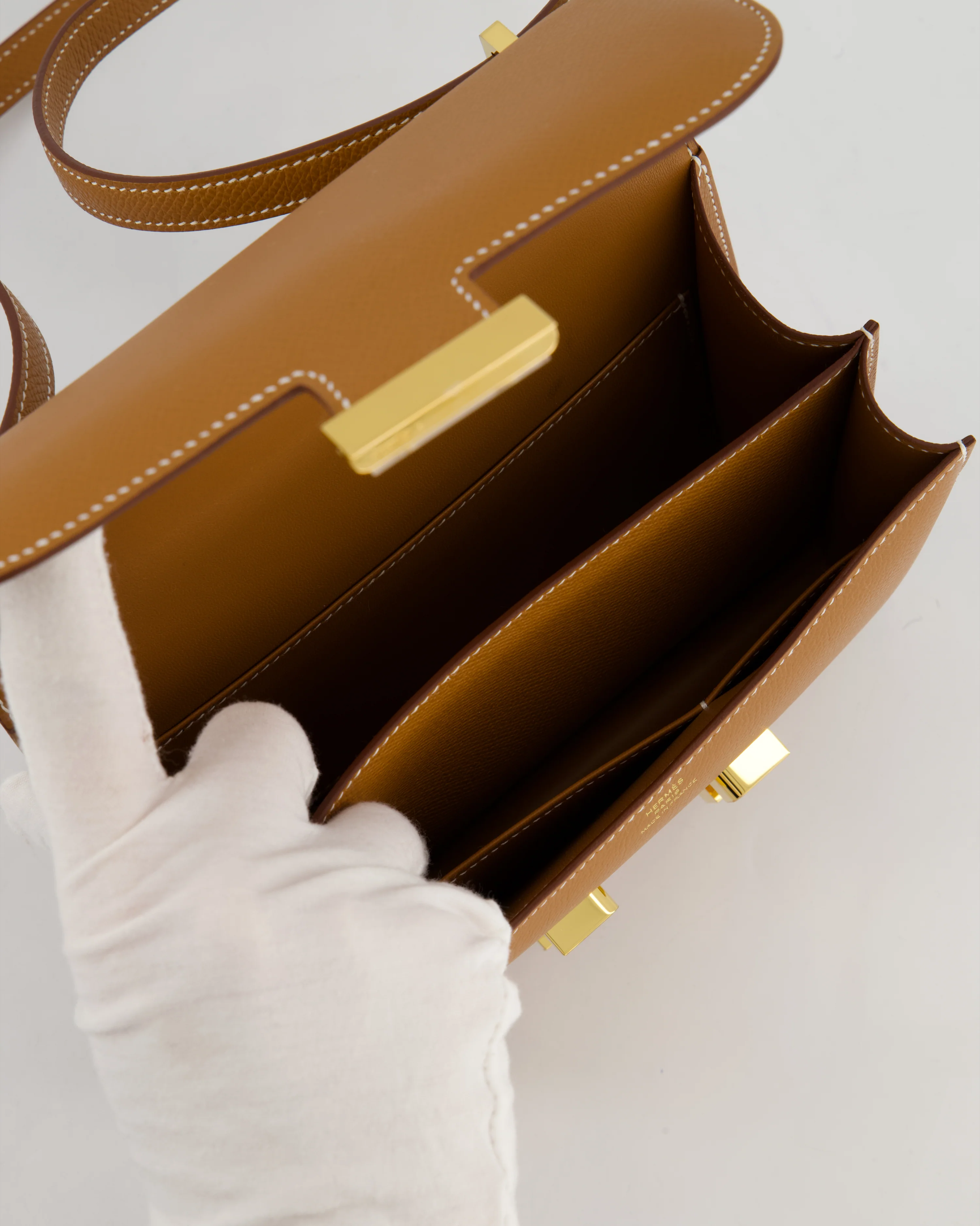 Hermès Mini Constance III Miroir 18 Bag in Gold Epsom Leather with Gold Hardware - Image 20