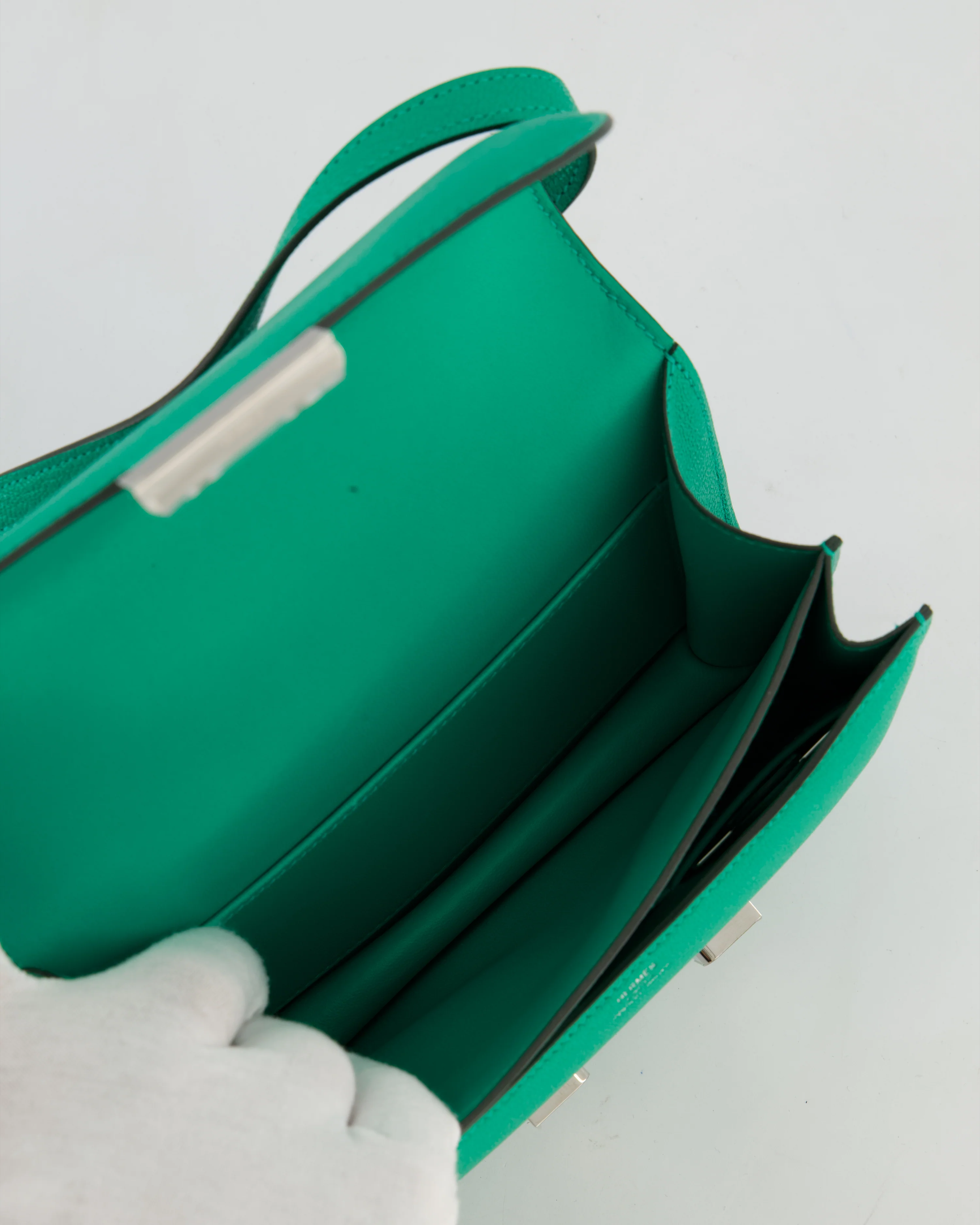 Hermès Mini Constance III Miroir 18 Bag in Menthe Chevre Mysore Leather with Palladium Hardware - Image 15