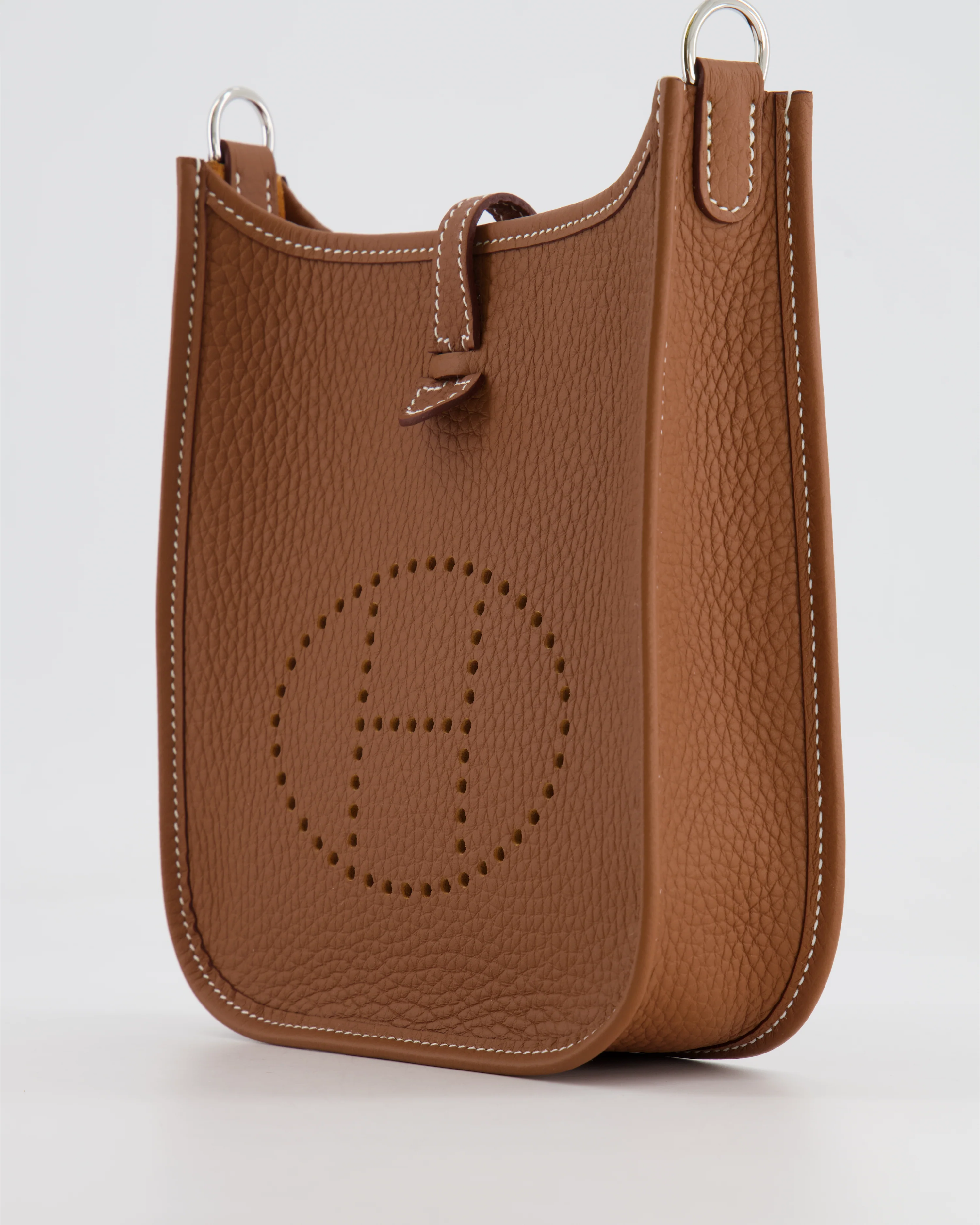 Hermès Mini Evelyne 16 Bag in Gold Clemence Leather with Palladium Hardware - Image 11