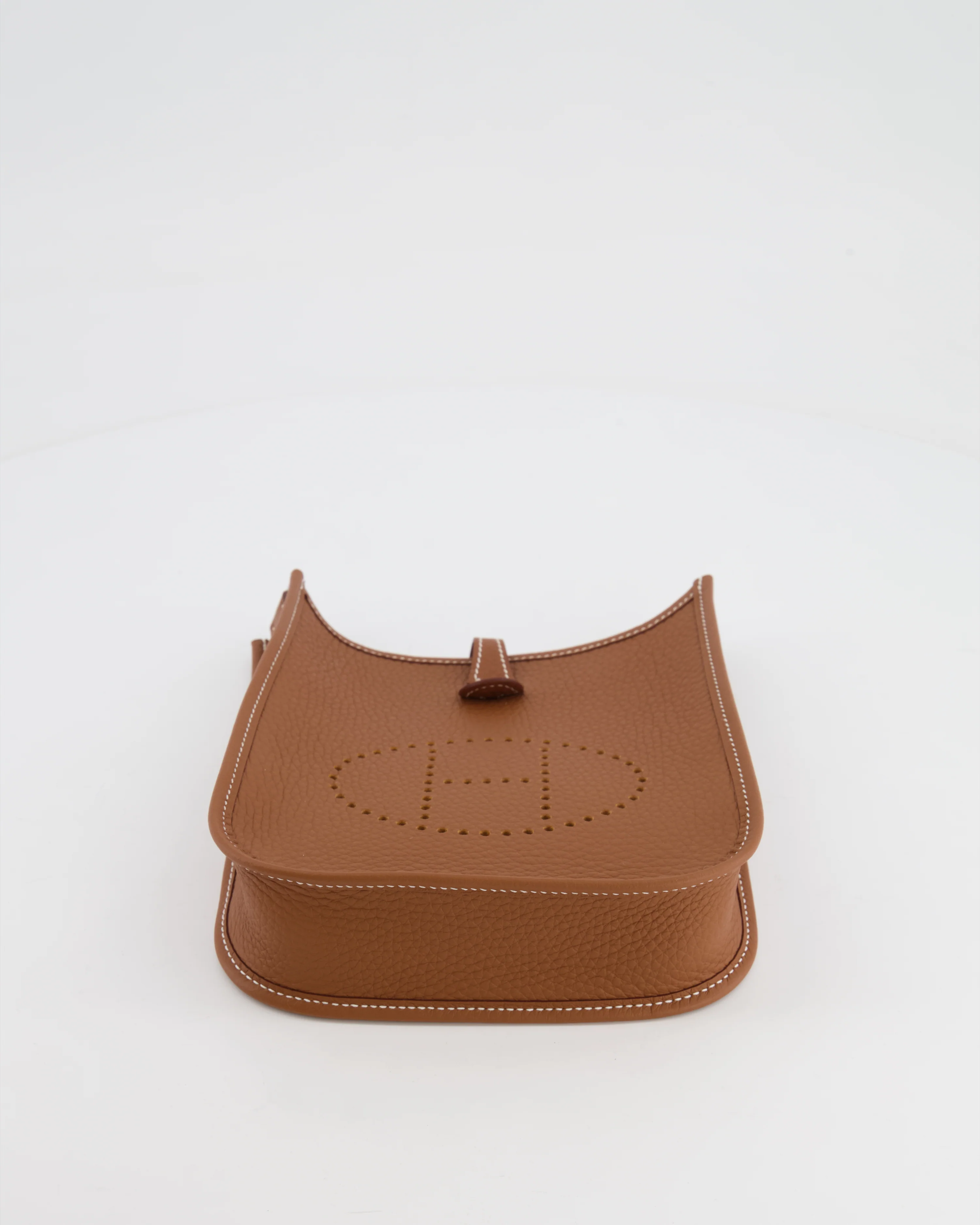 Hermès Mini Evelyne 16 Bag in Gold Clemence Leather with Palladium Hardware - Image 15