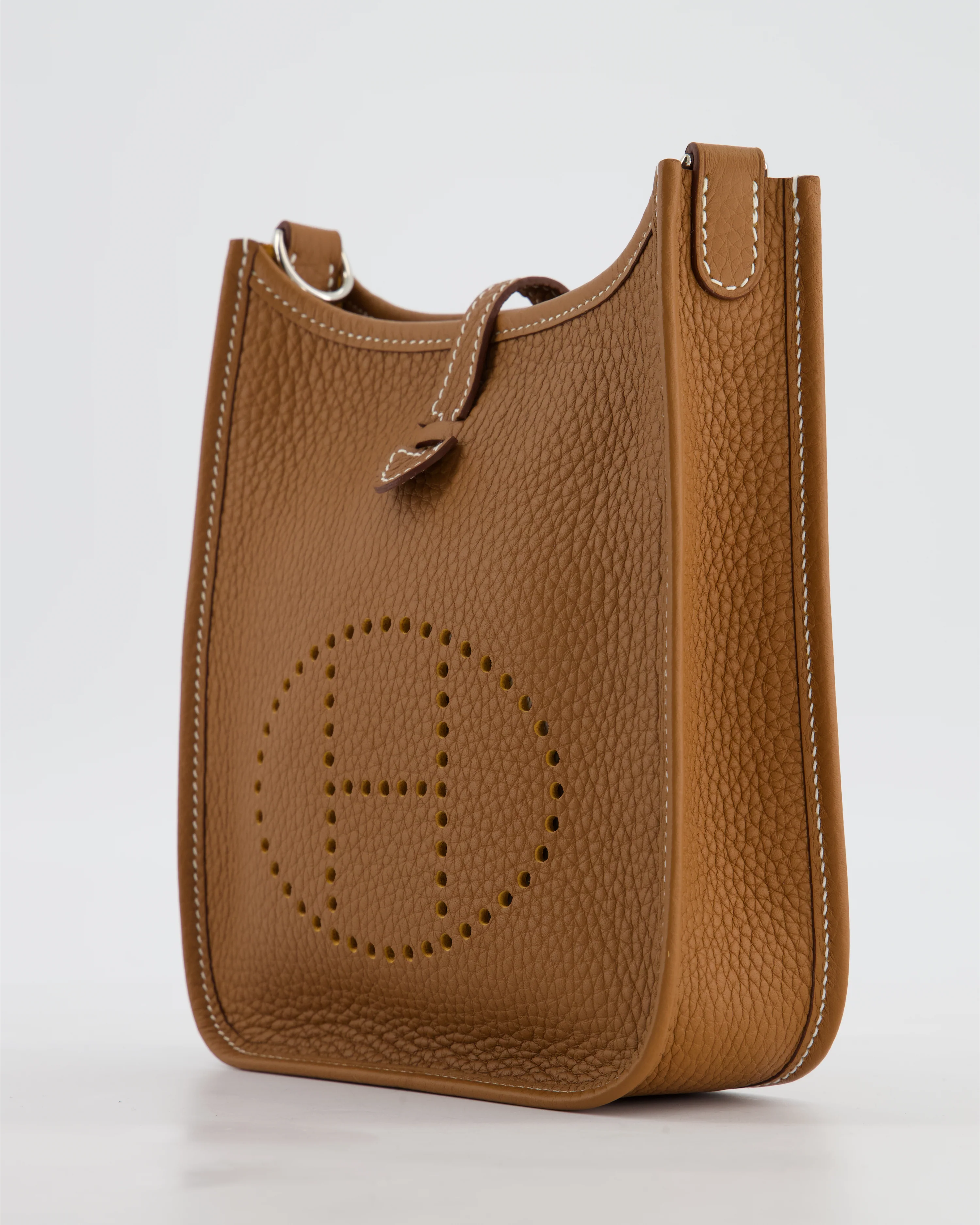 Hermès Mini Evelyne 16 Bag in Gold Taurillon Clemence Leather with Palladium Hardware - Image 11