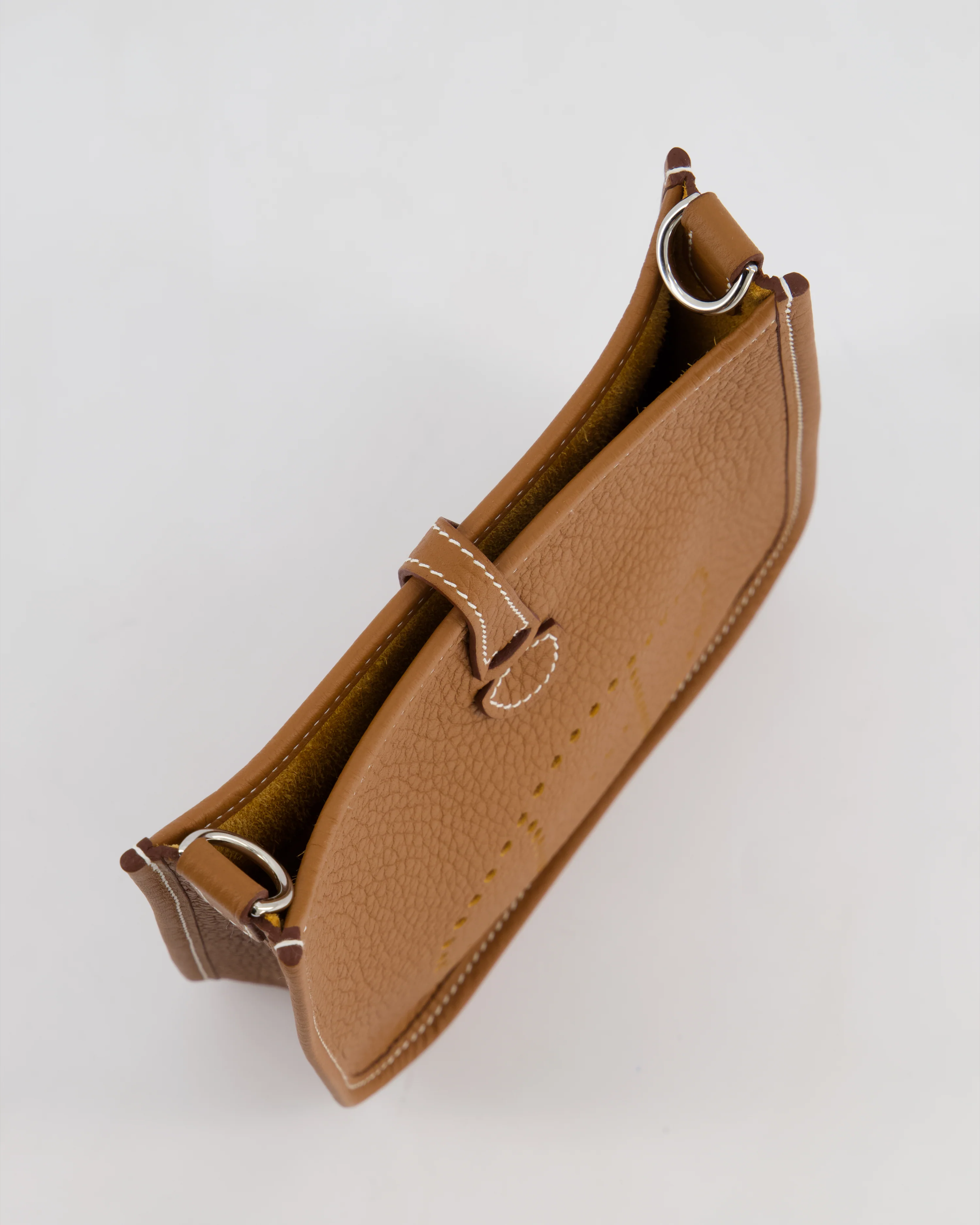 Hermès Mini Evelyne 16 Bag in Gold Taurillon Clemence Leather with Palladium Hardware - Image 15