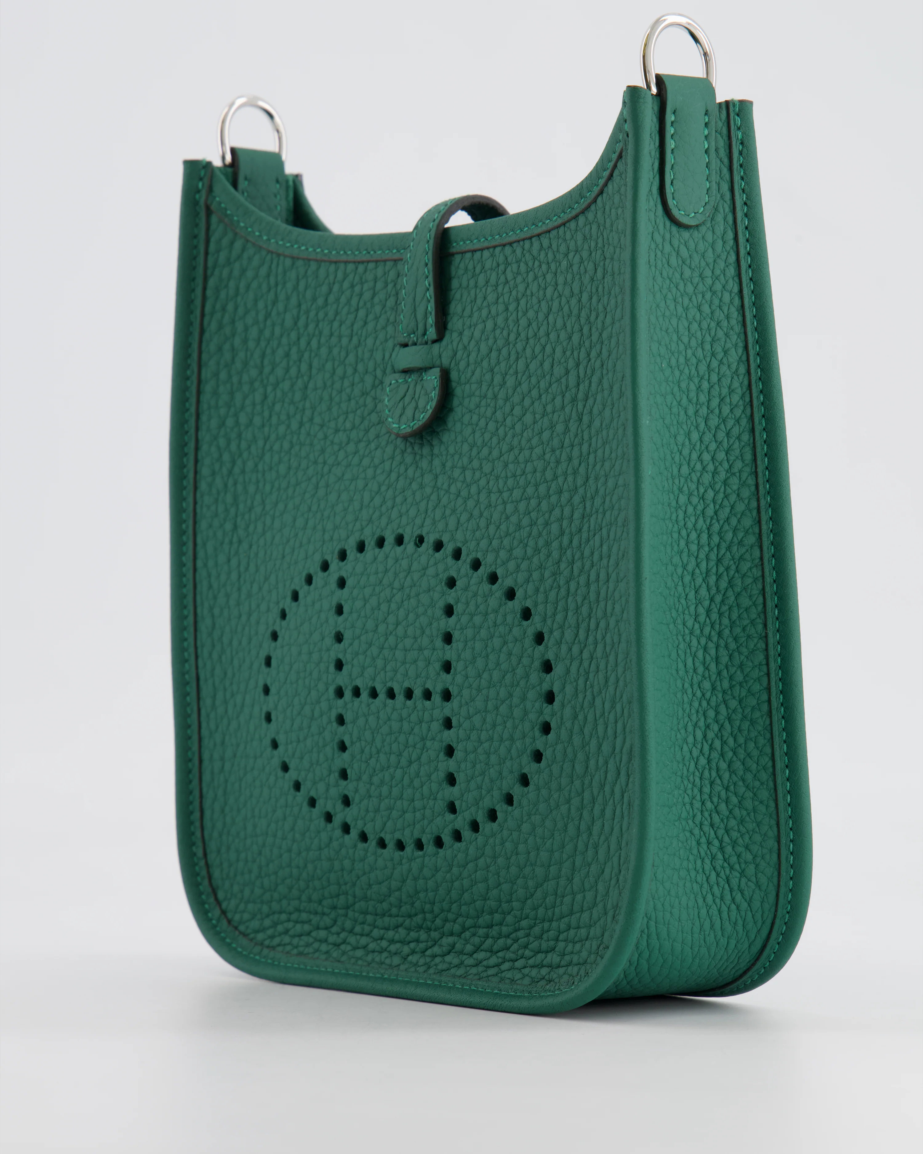 Hermès Mini Evelyne 16 Bag in Vert Moyen Clemence Leather with Palladium Hardware - Image 11