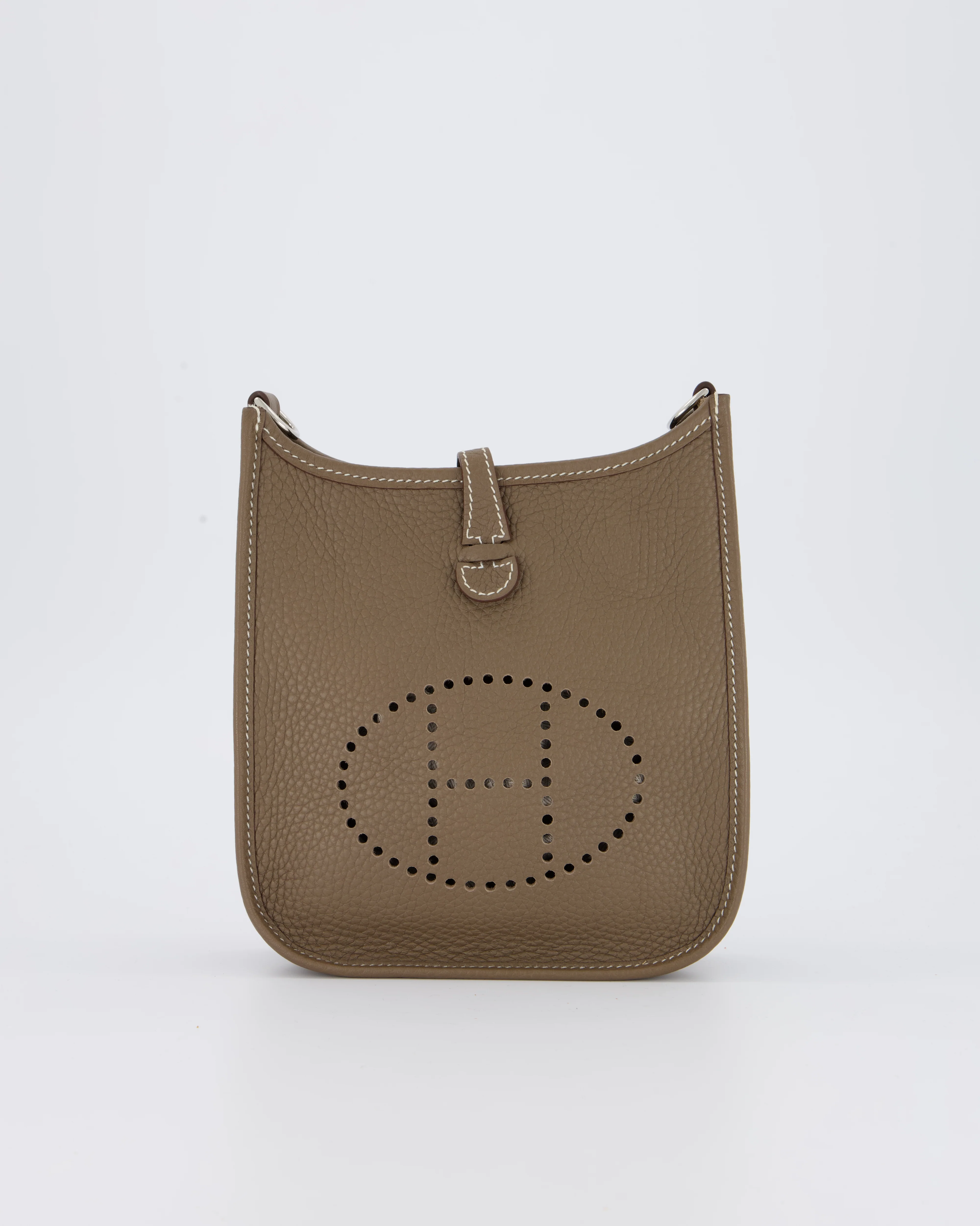 Hermès Mini Evelyne Bag in Etoupe Clemence Leather with Palladium Hardware - Image 2