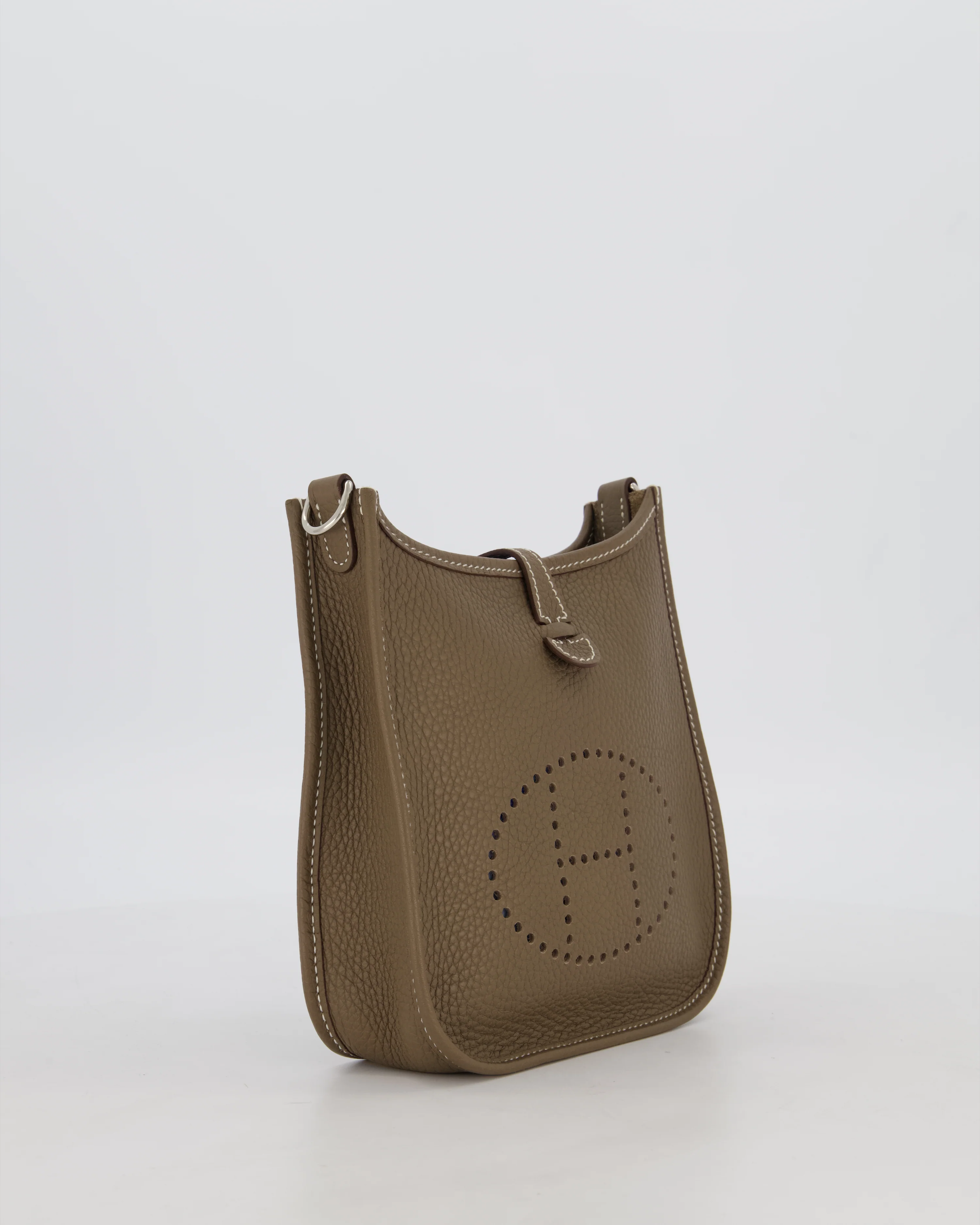 Hermès Mini Evelyne Bag in Etoupe Clemence Leather with Palladium Hardware - Image 3