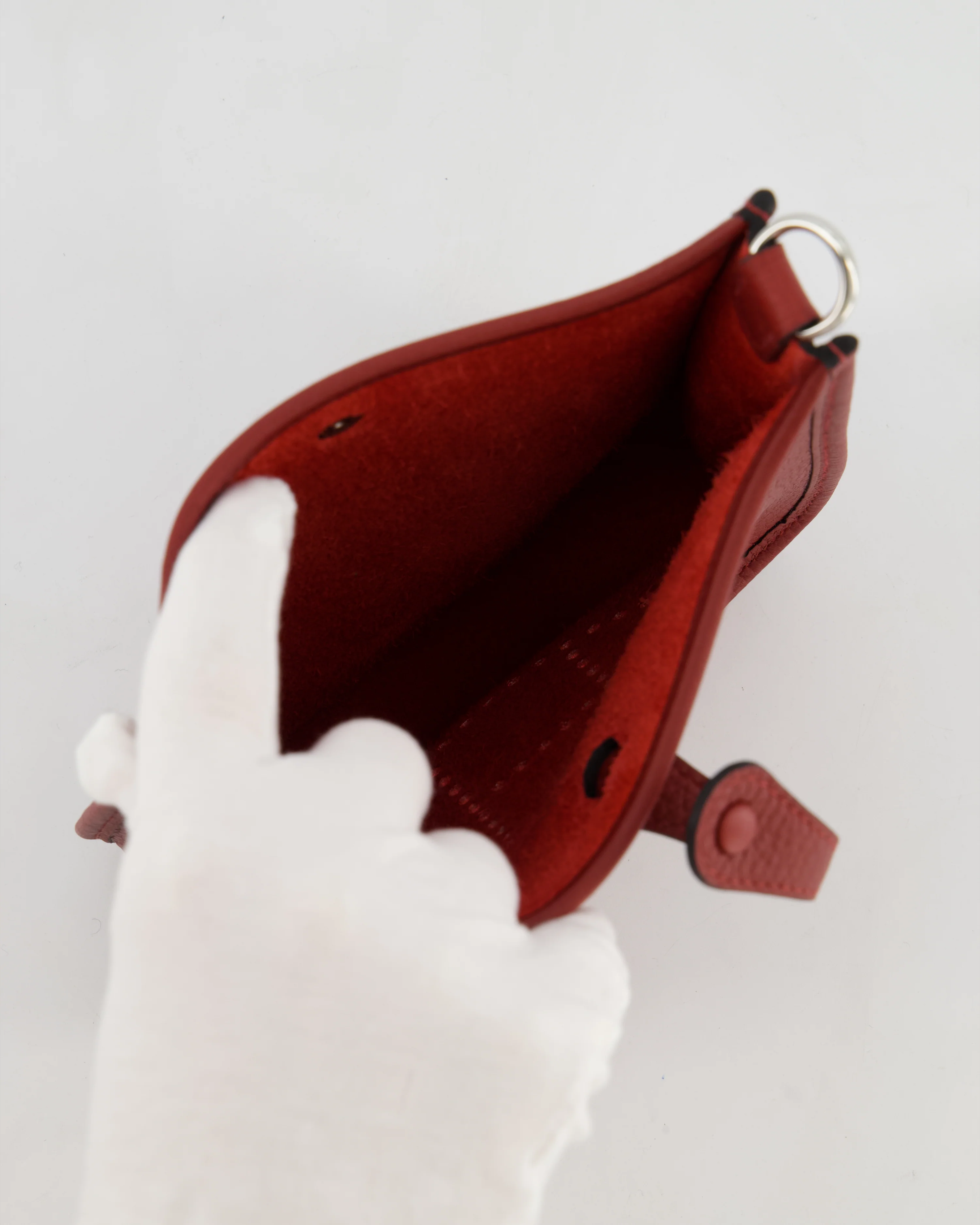 Hermès Mini Evelyne Bag in Rouge H in Clemence Leather with Palladium Hardware - Image 17