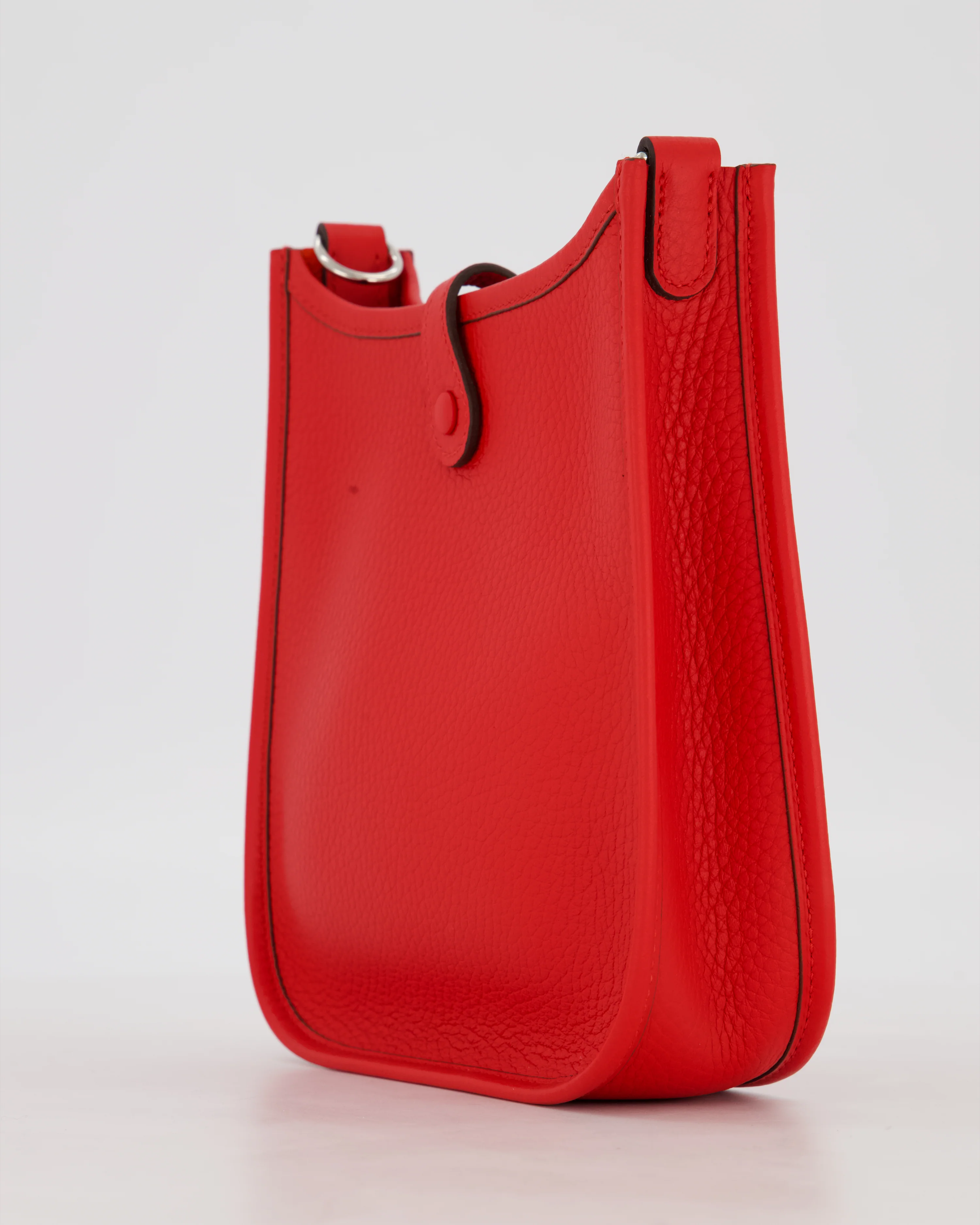 Hermès Mini Evelyne Bag in Rouge Radieux Clemence Leather with Palladium Hardware - Image 12