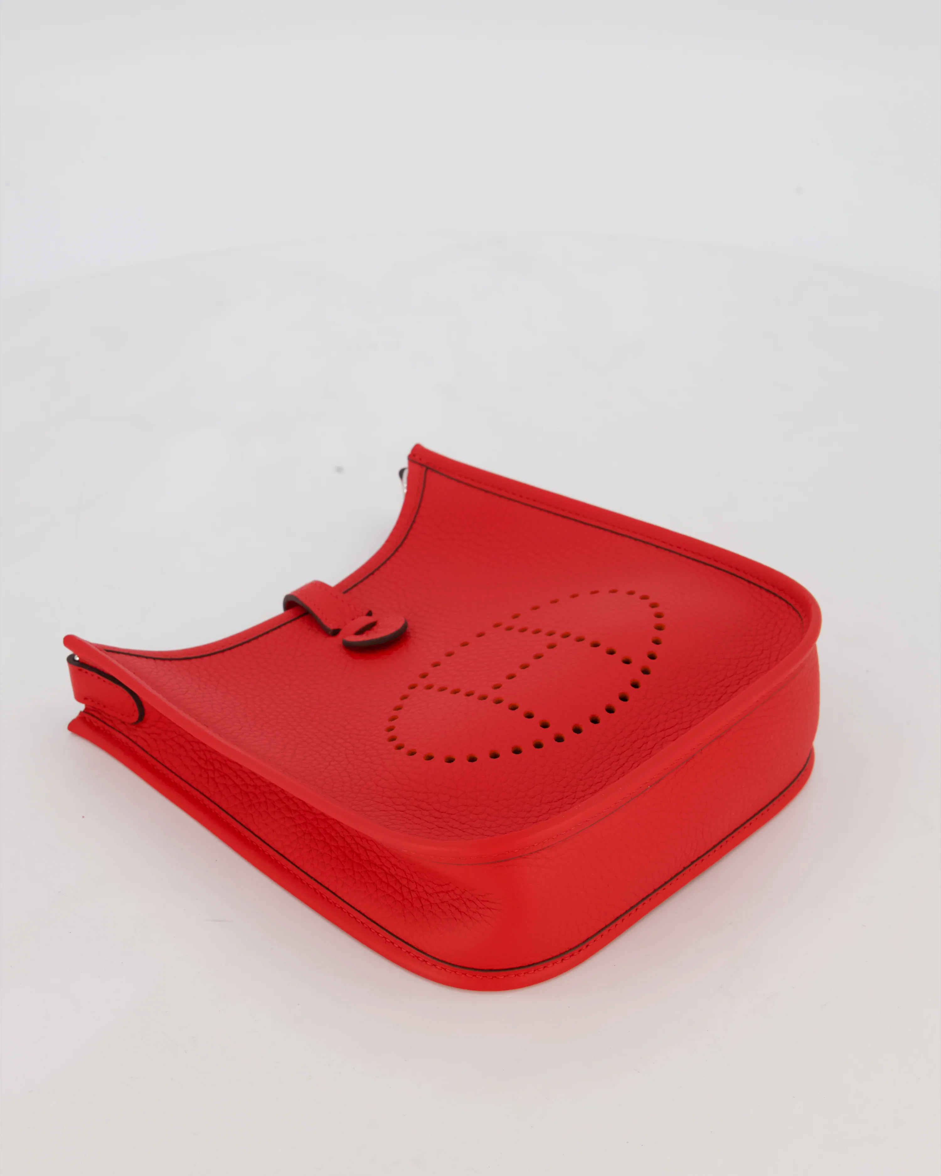 Hermès Mini Evelyne Bag in Rouge Radieux Clemence Leather with Palladium Hardware - Image 17