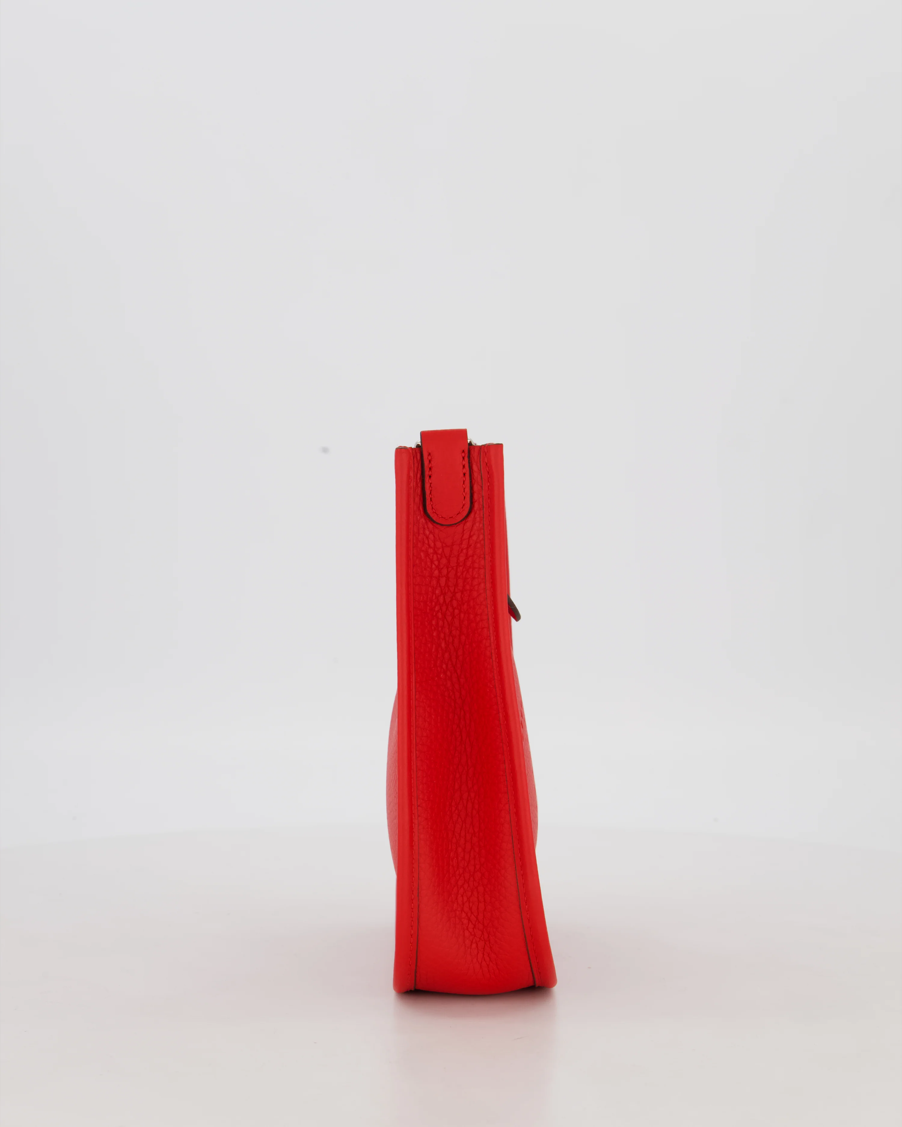 Hermès Mini Evelyne Bag in Rouge Radieux Clemence Leather with Palladium Hardware - Image 4