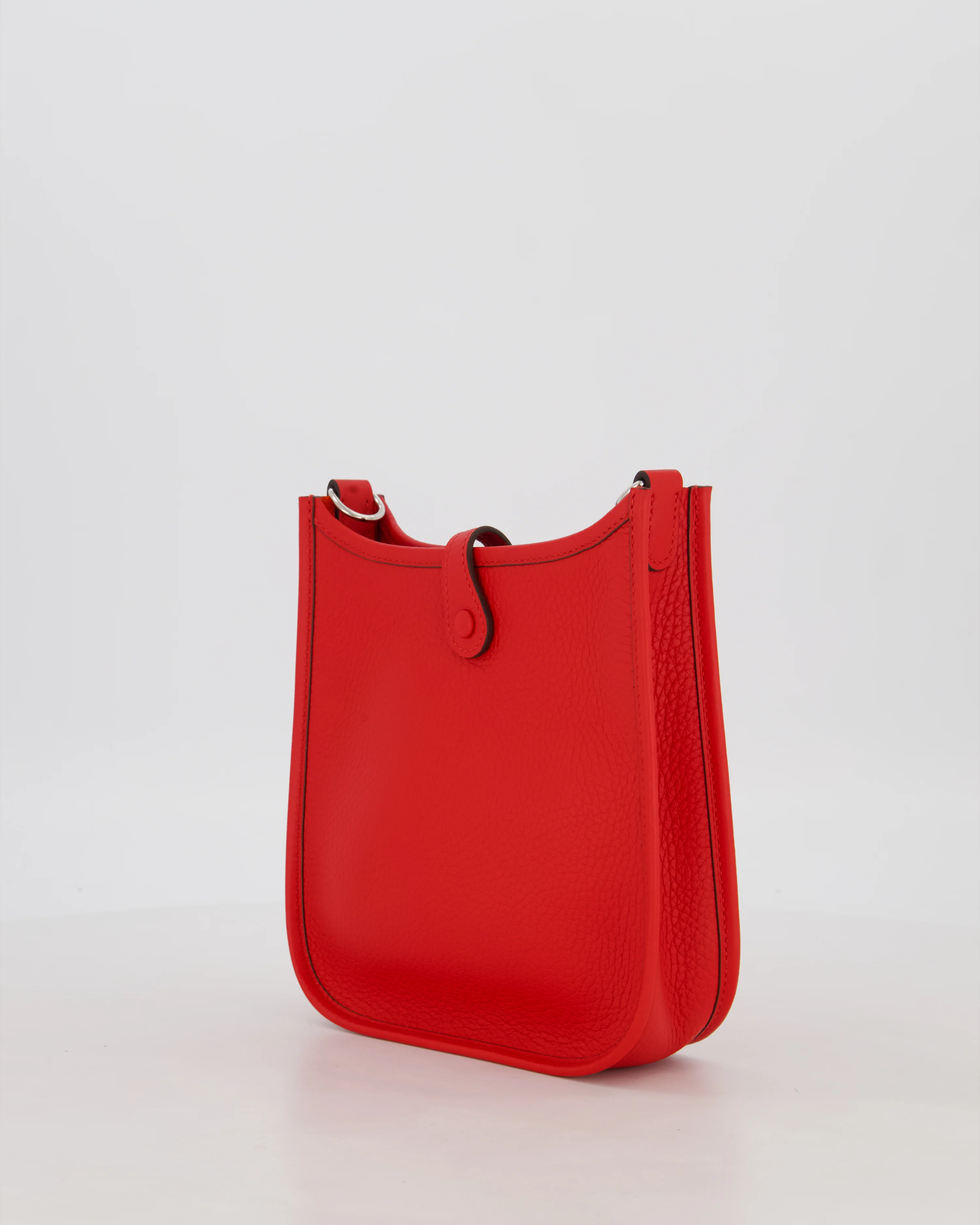 Hermès Mini Evelyne Bag in Rouge Radieux Clemence Leather with Palladium Hardware - Image 5