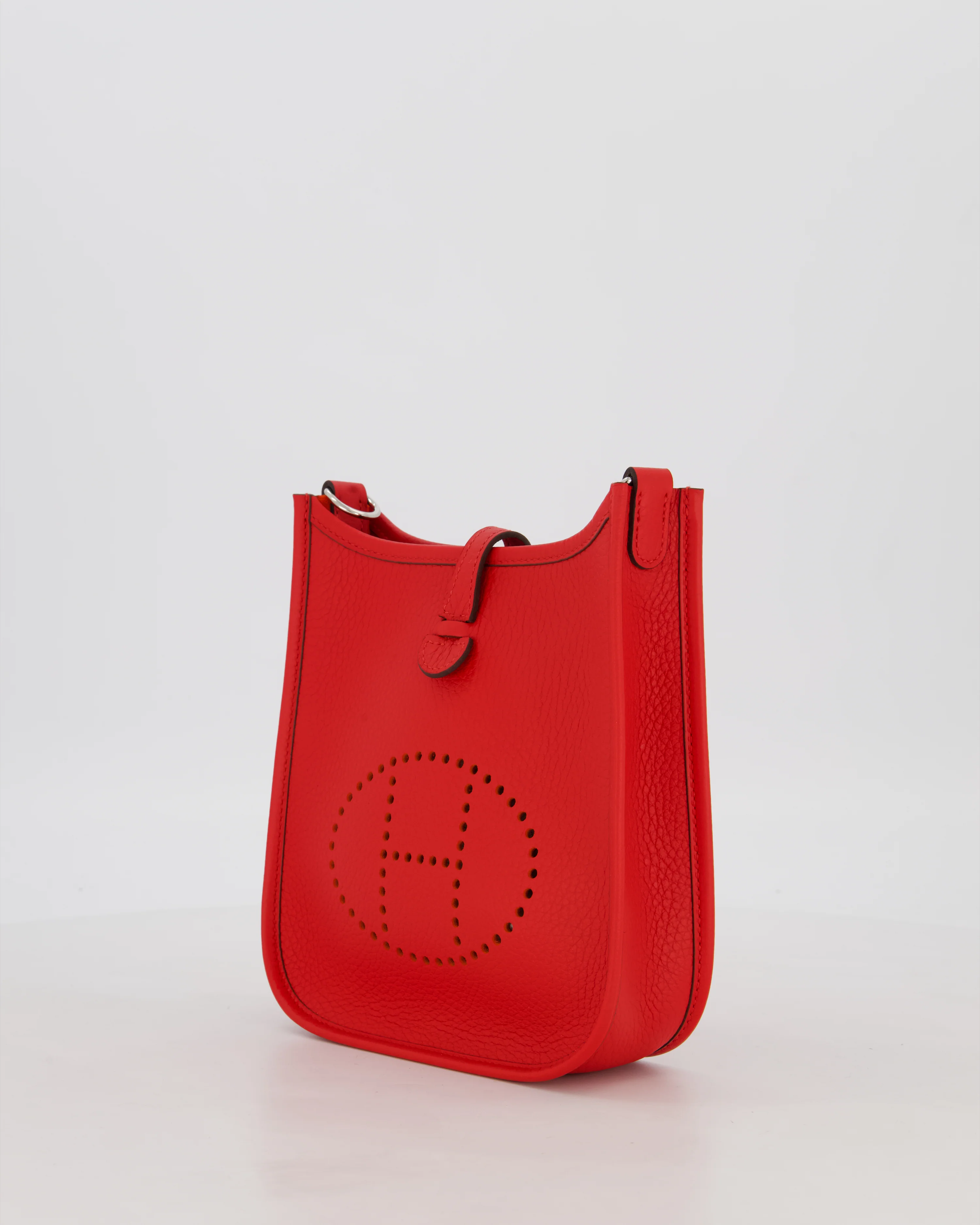 Hermès Mini Evelyne Bag in Rouge Radieux Clemence Leather with Palladium Hardware - Image 9