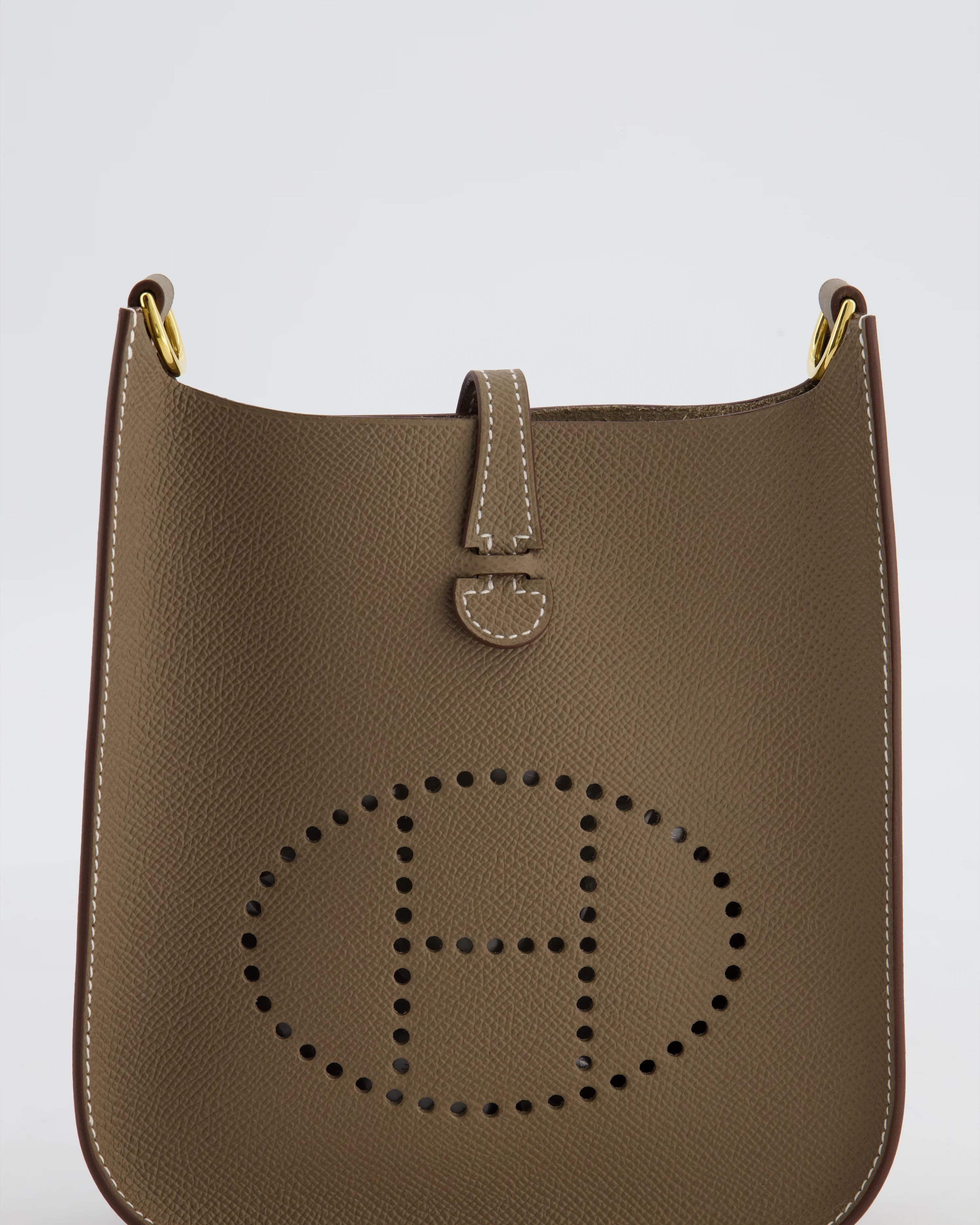 Hermès Mini Evelyne Sellier Bag in Etoupe Epsom Leather with Gold Hardware - Image 14