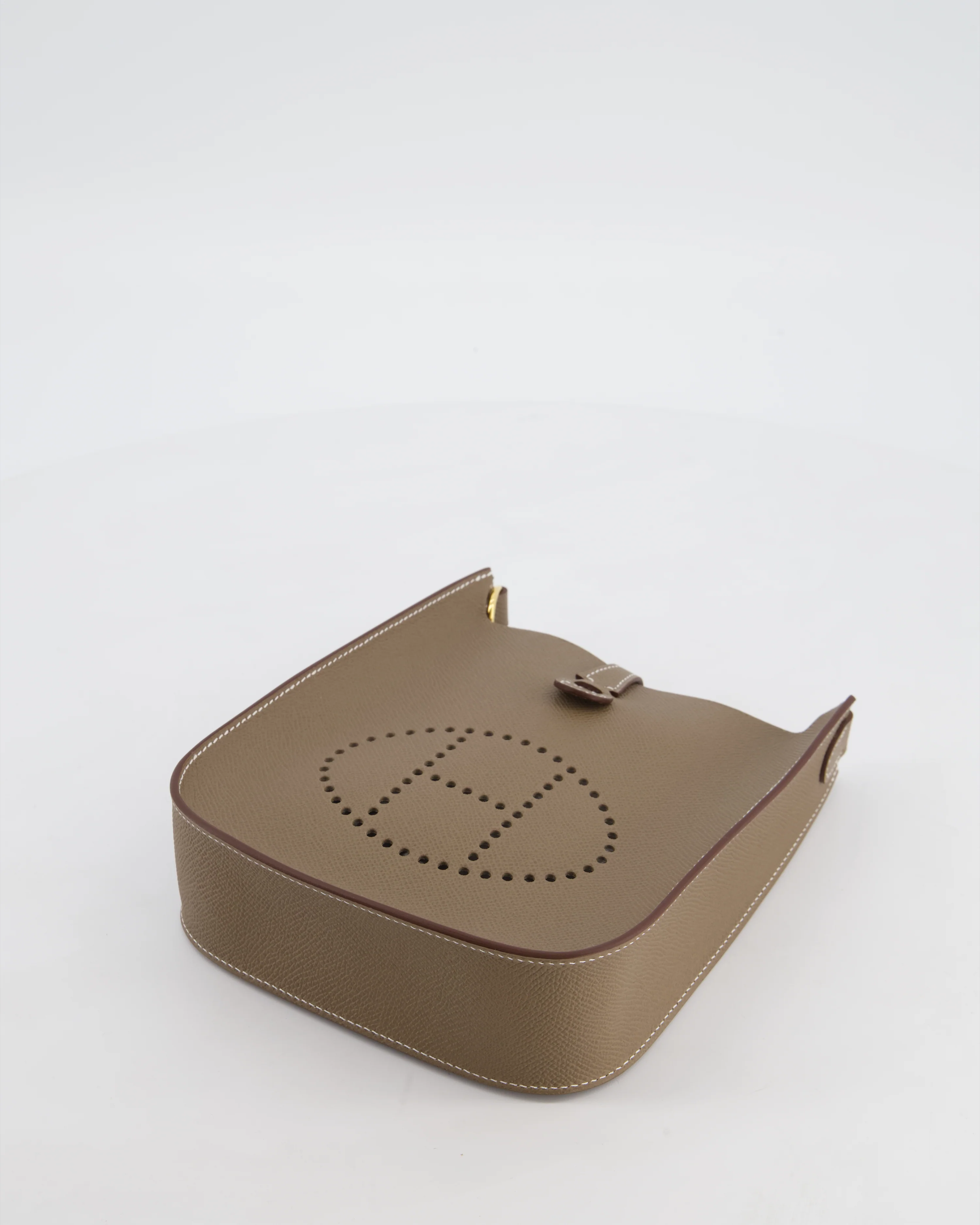 Hermès Mini Evelyne Sellier Bag in Etoupe Epsom Leather with Gold Hardware - Image 18