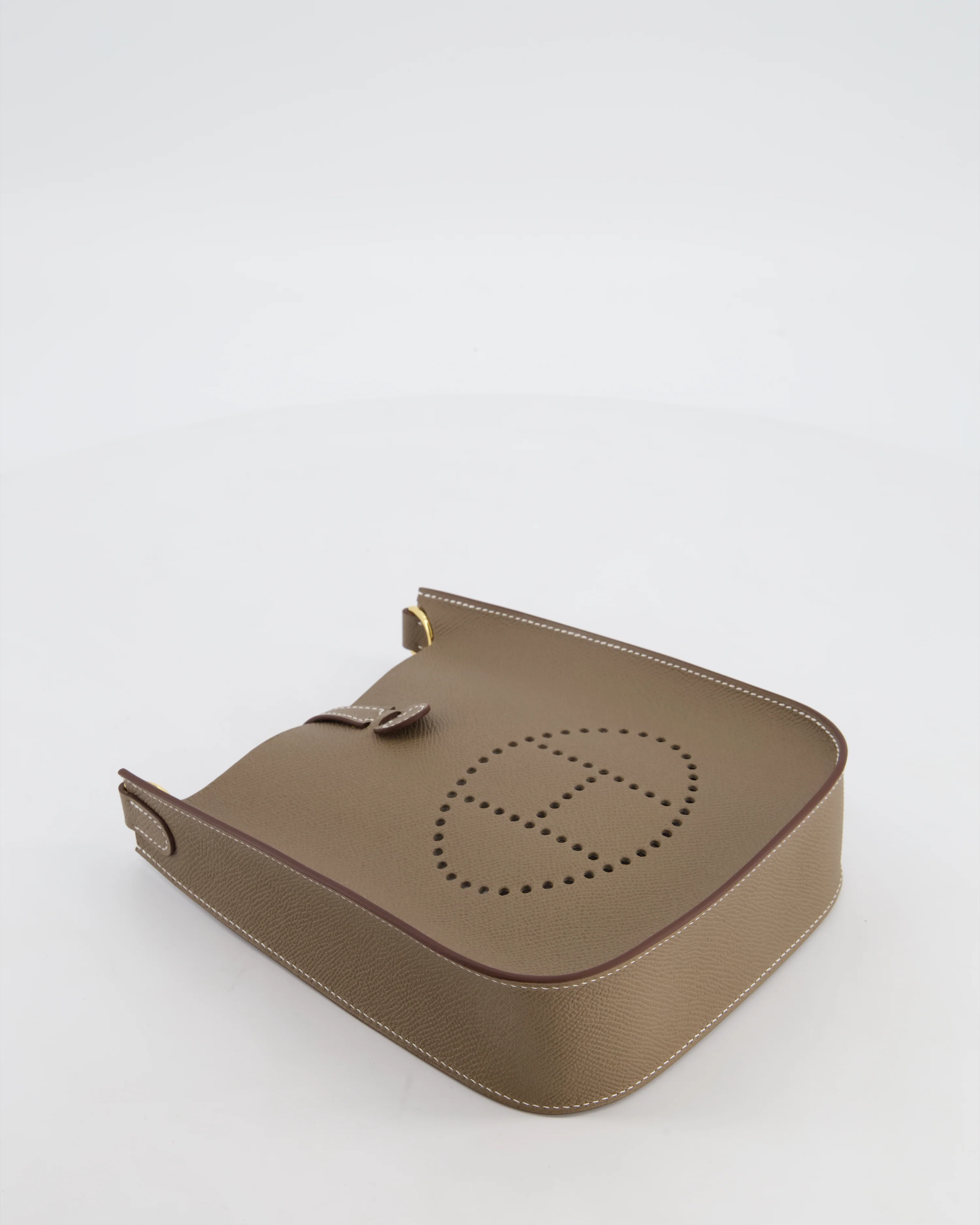 Hermès Mini Evelyne Sellier Bag in Etoupe Epsom Leather with Gold Hardware - Image 19