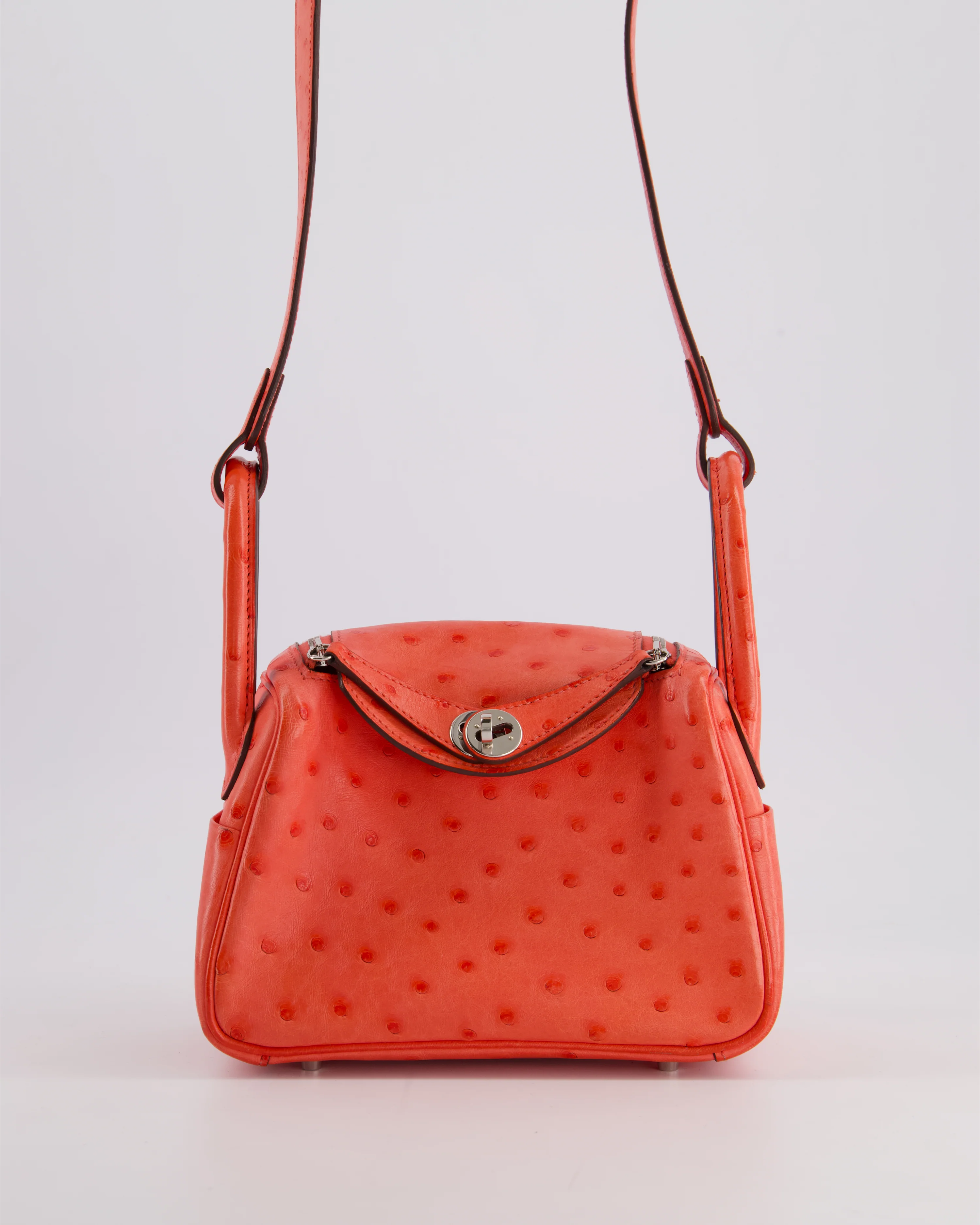 Hermès Mini Lindy Bag in Bougainvillea Ostrich Leather with Palladium Hardware - Image 3