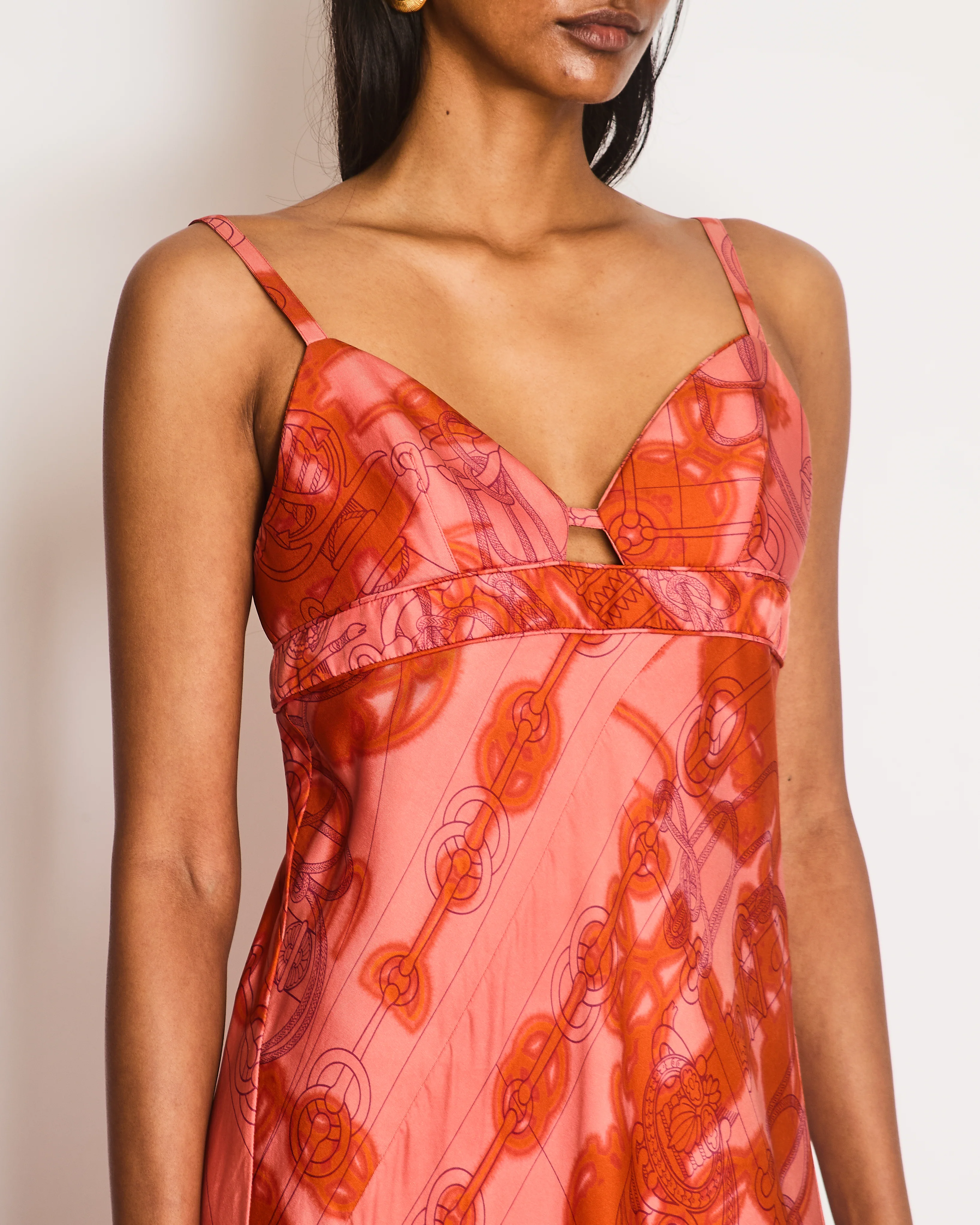 Hermès Orange and Pink Silk Midi Dress with Chain Link Print and Front Cut-Out Detail Size FR 38 (UK 10) - Image 4