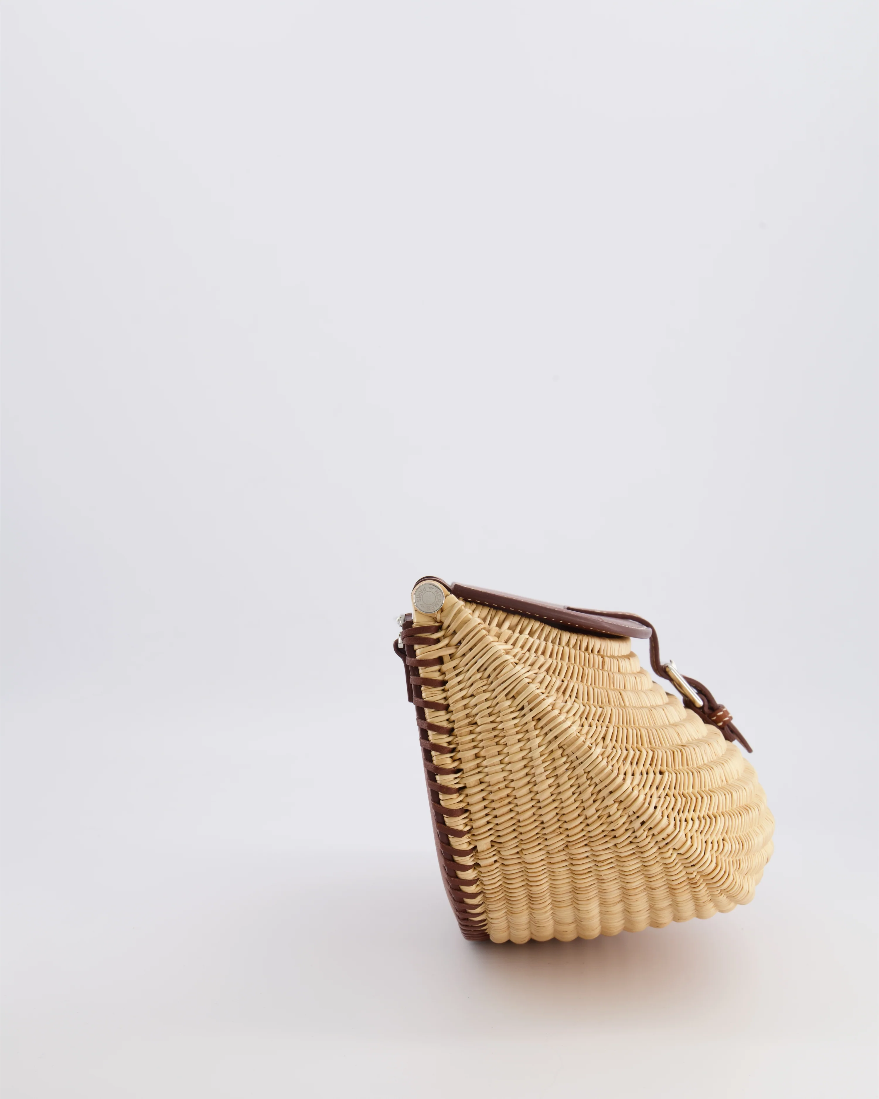 Hermès Panier de Pêche Wicker Bag in Osier, Gold Barenia Leather with Nata Canvas Strap and Palladium Hardware - Image 10
