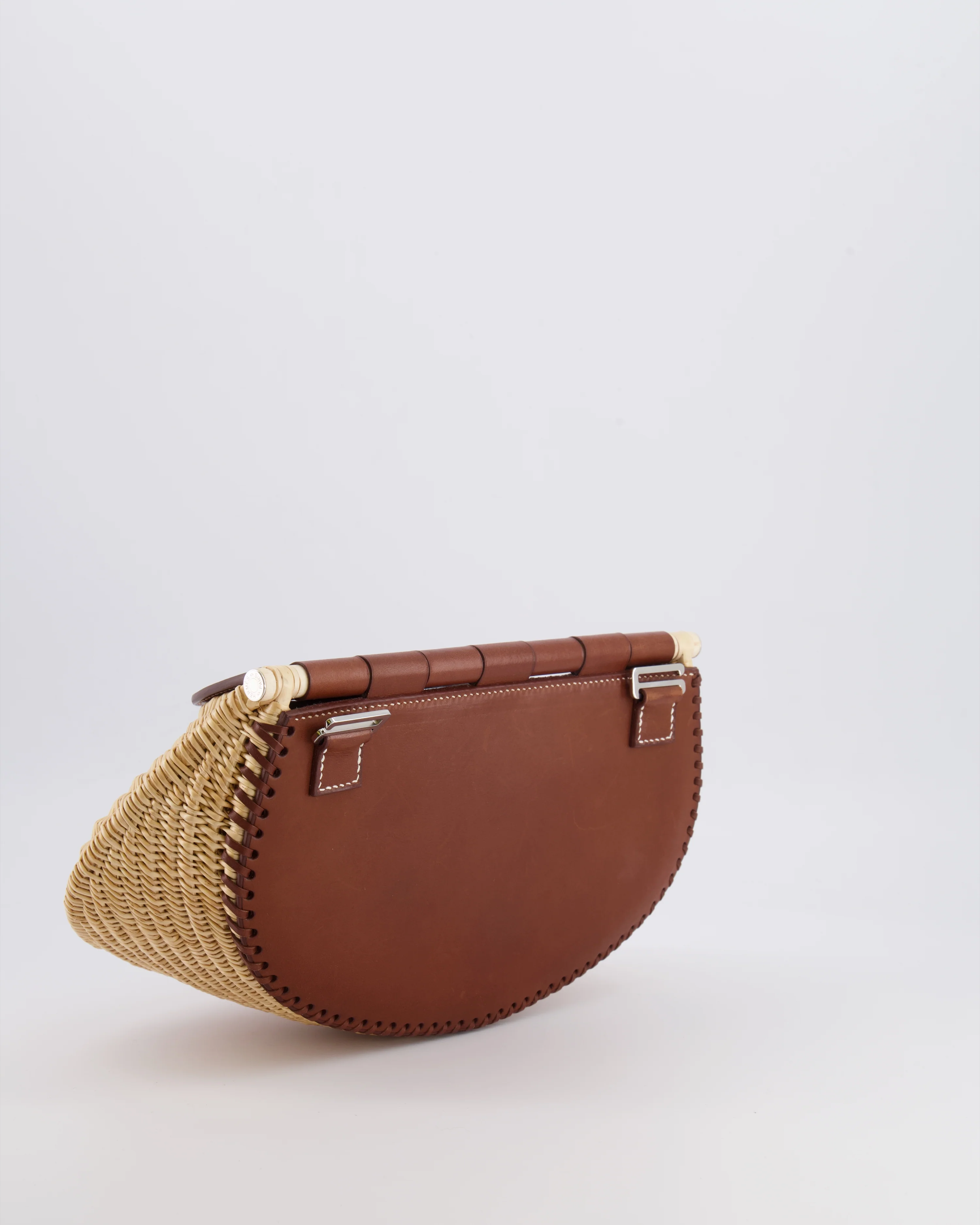 Hermès Panier de Pêche Wicker Bag in Osier, Gold Barenia Leather with Nata Canvas Strap and Palladium Hardware - Image 11