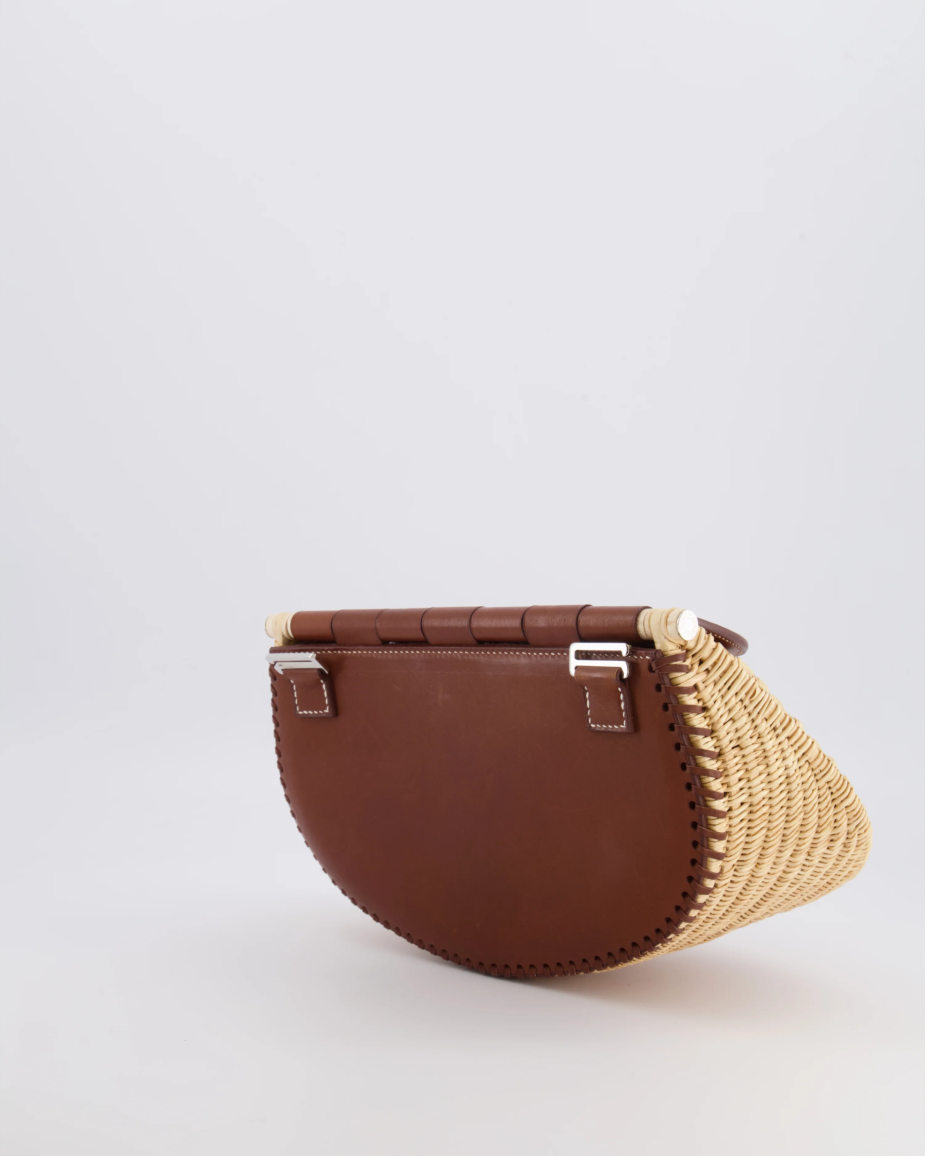 Hermès Panier de Pêche Wicker Bag in Osier, Gold Barenia Leather with Nata Canvas Strap and Palladium Hardware - Image 12
