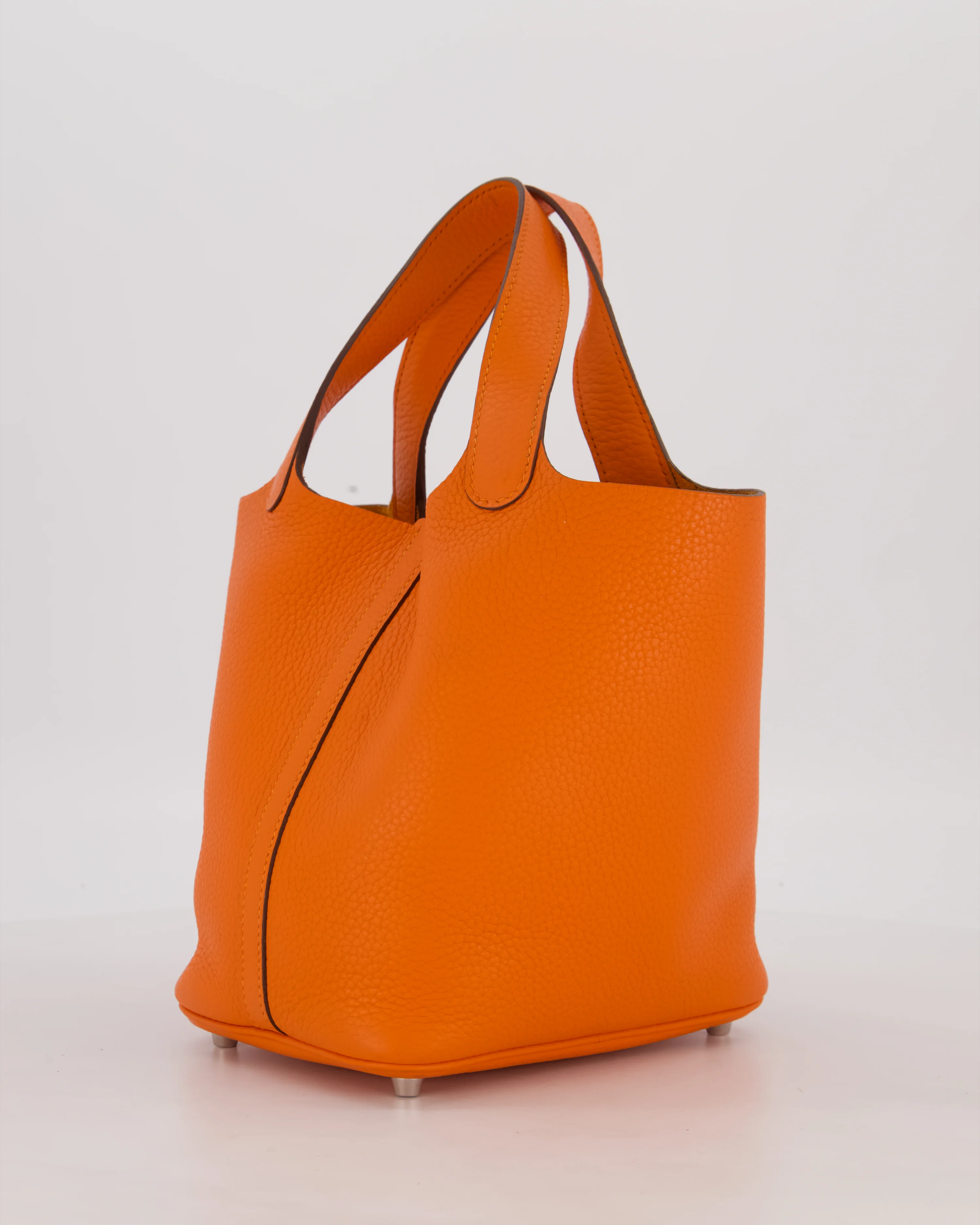 Hermès Picotin 18 Lock Bag in Feu Taurillon Clemence Leather with Palladium Hardware - Image 4