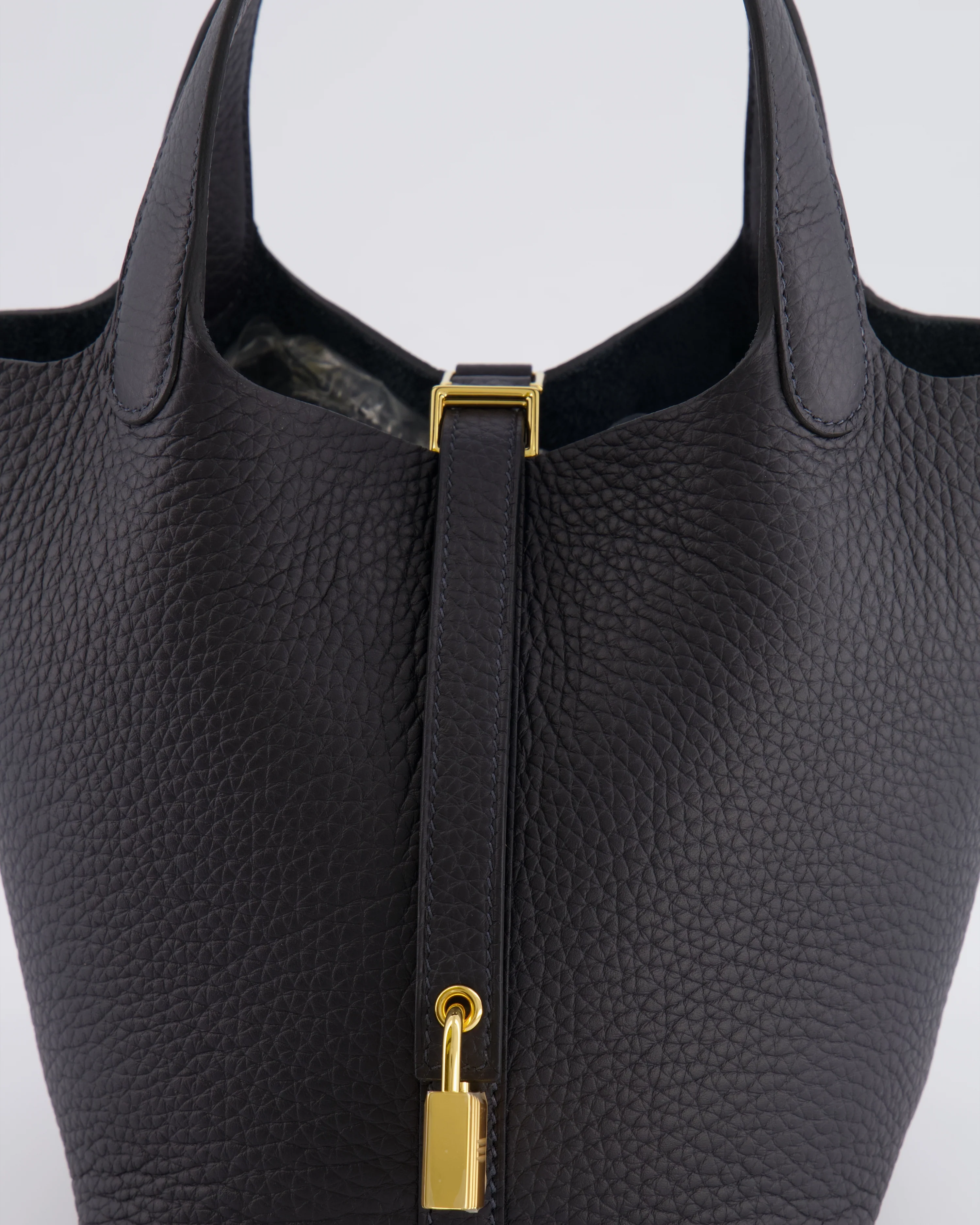Hermès Picotin Lock 18 Bag in Caban Clemence Leather with Gold Hardware - Image 13