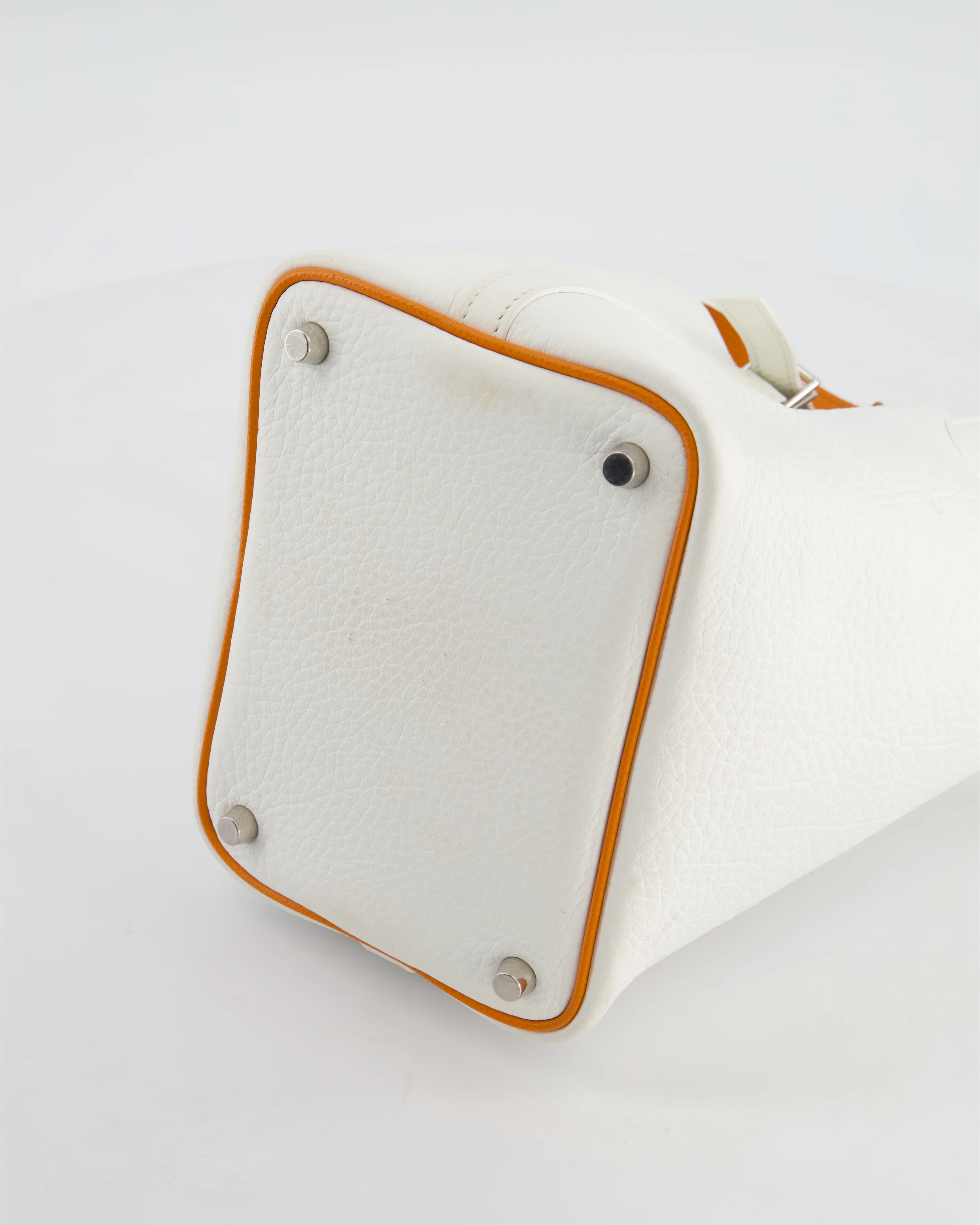 *RARE VINTAGE* Hermès Picotin 18 Bag in Blanc Fjiord Leather with Palladium Hardware & Orange Handles - Image 20