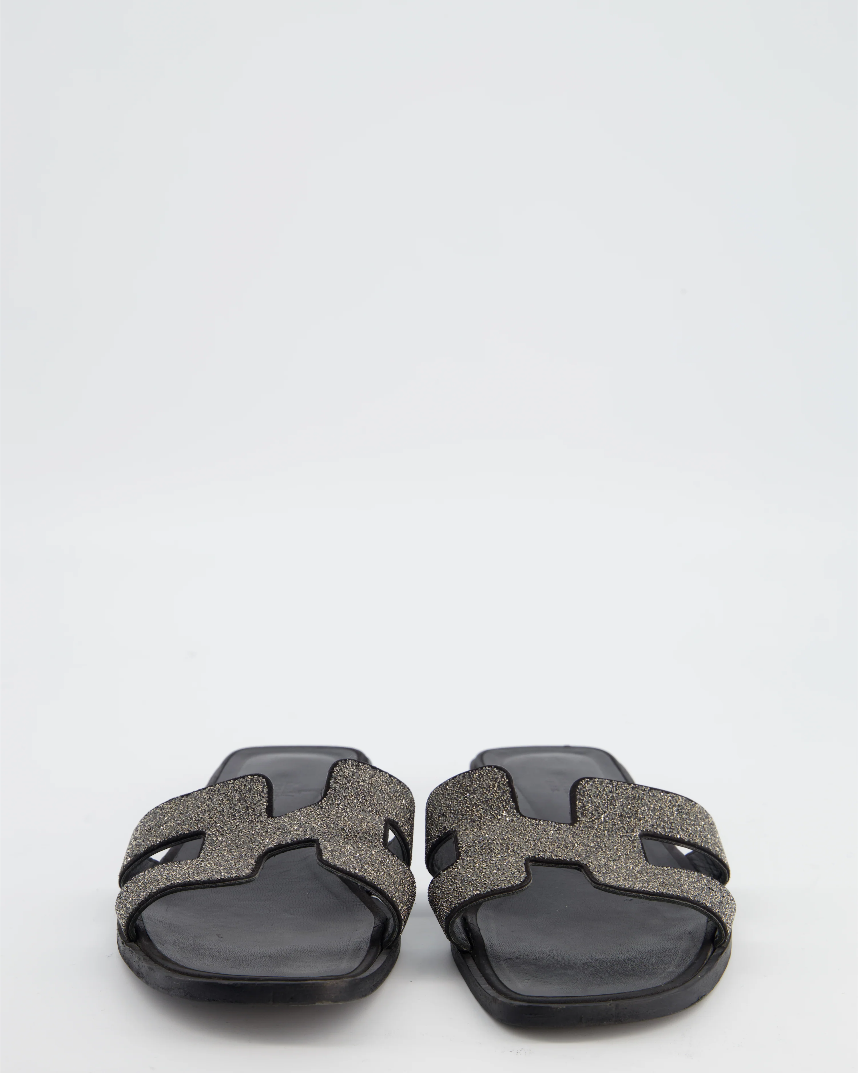 Hermès Black Oran Sandals Poudre de Cristal in Leather with glitter Details Size EU 38.5 - Image 4