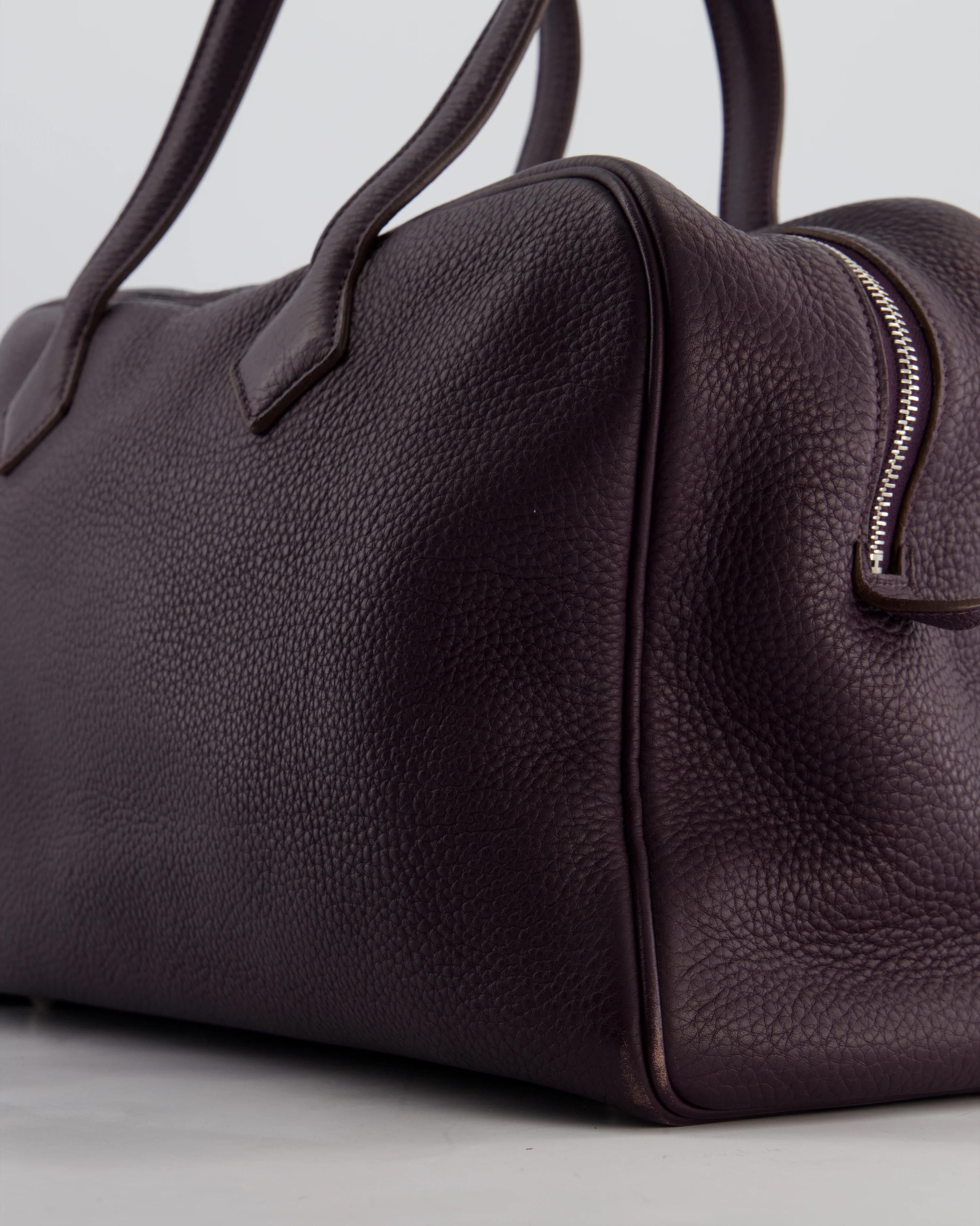 Hermès Victoria II 35cm Bag in Raisin Clemence Leather with Palladium Hardware - Image 11