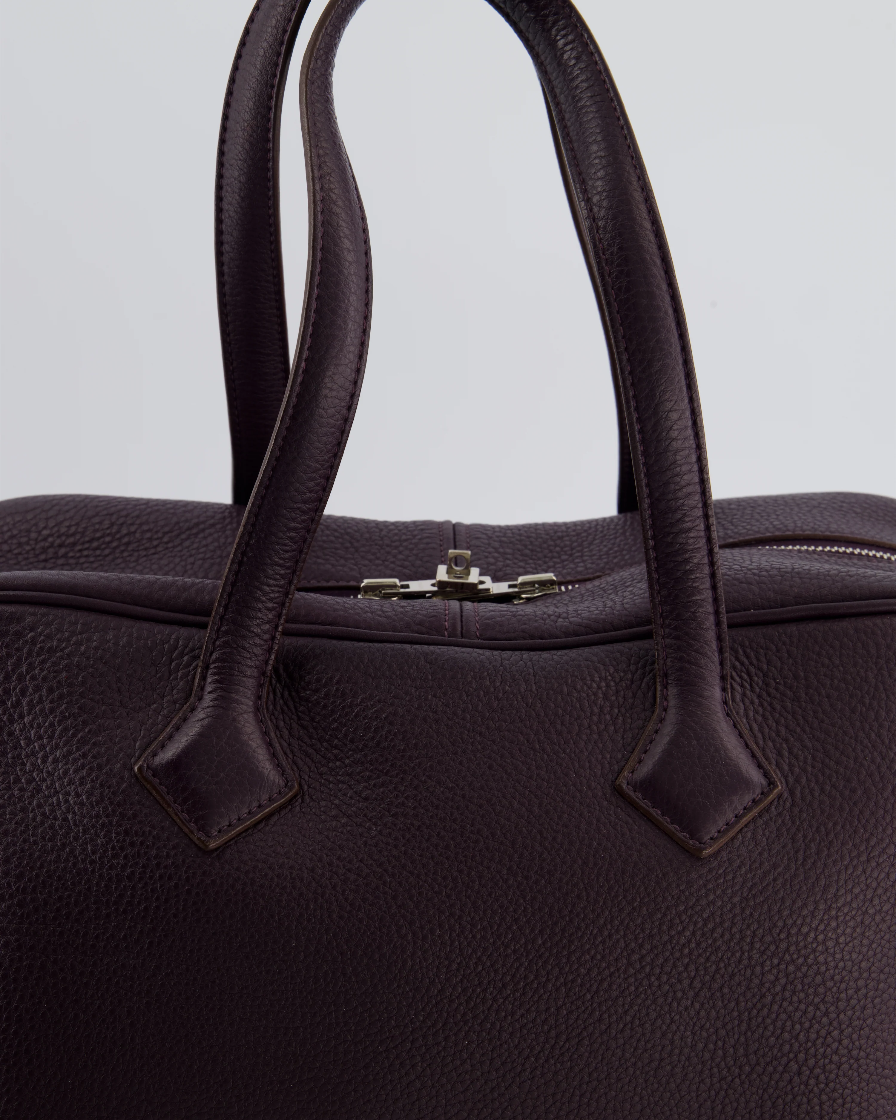 Hermès Victoria II 35cm Bag in Raisin Clemence Leather with Palladium Hardware - Image 12