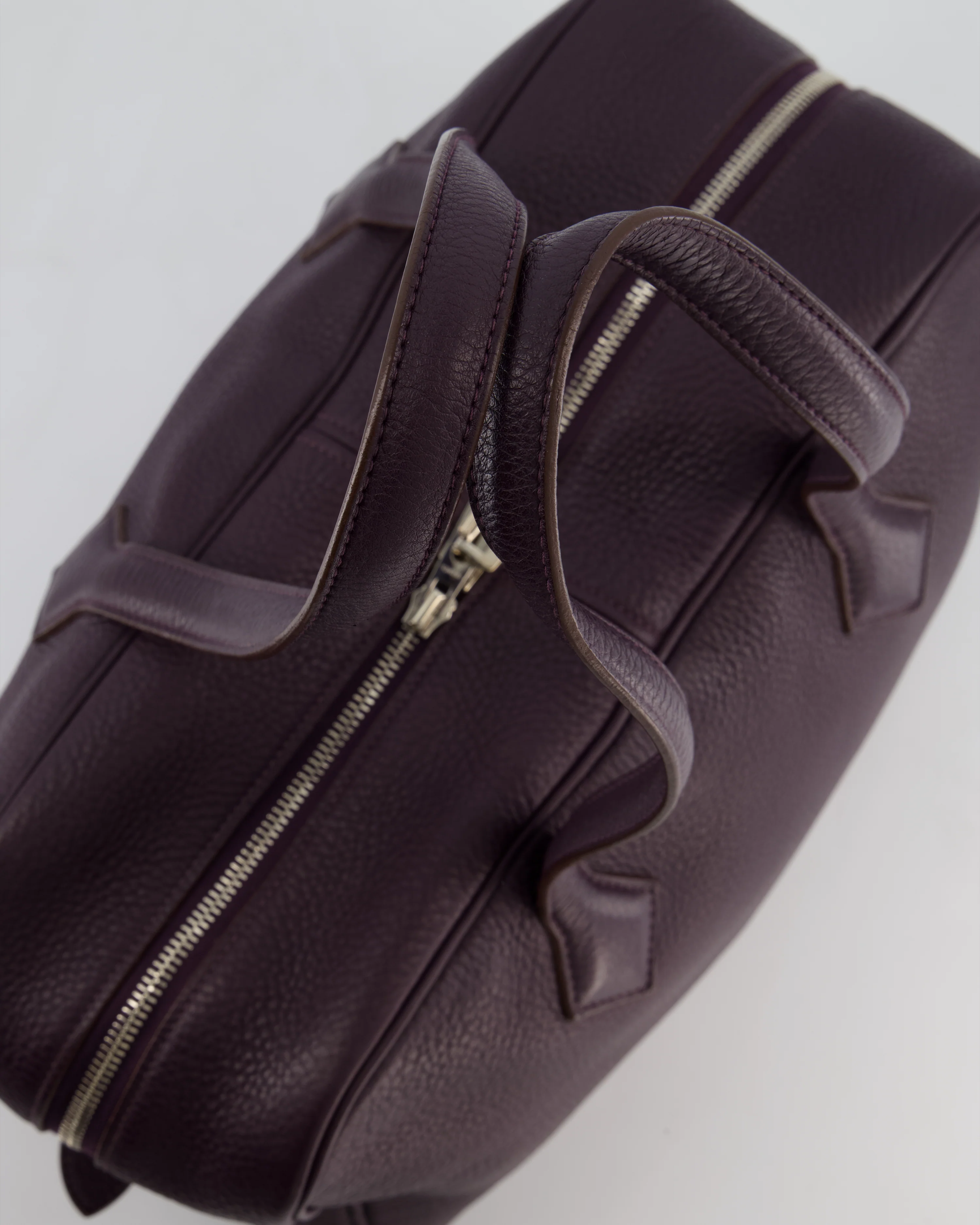 Hermès Victoria II 35cm Bag in Raisin Clemence Leather with Palladium Hardware - Image 13