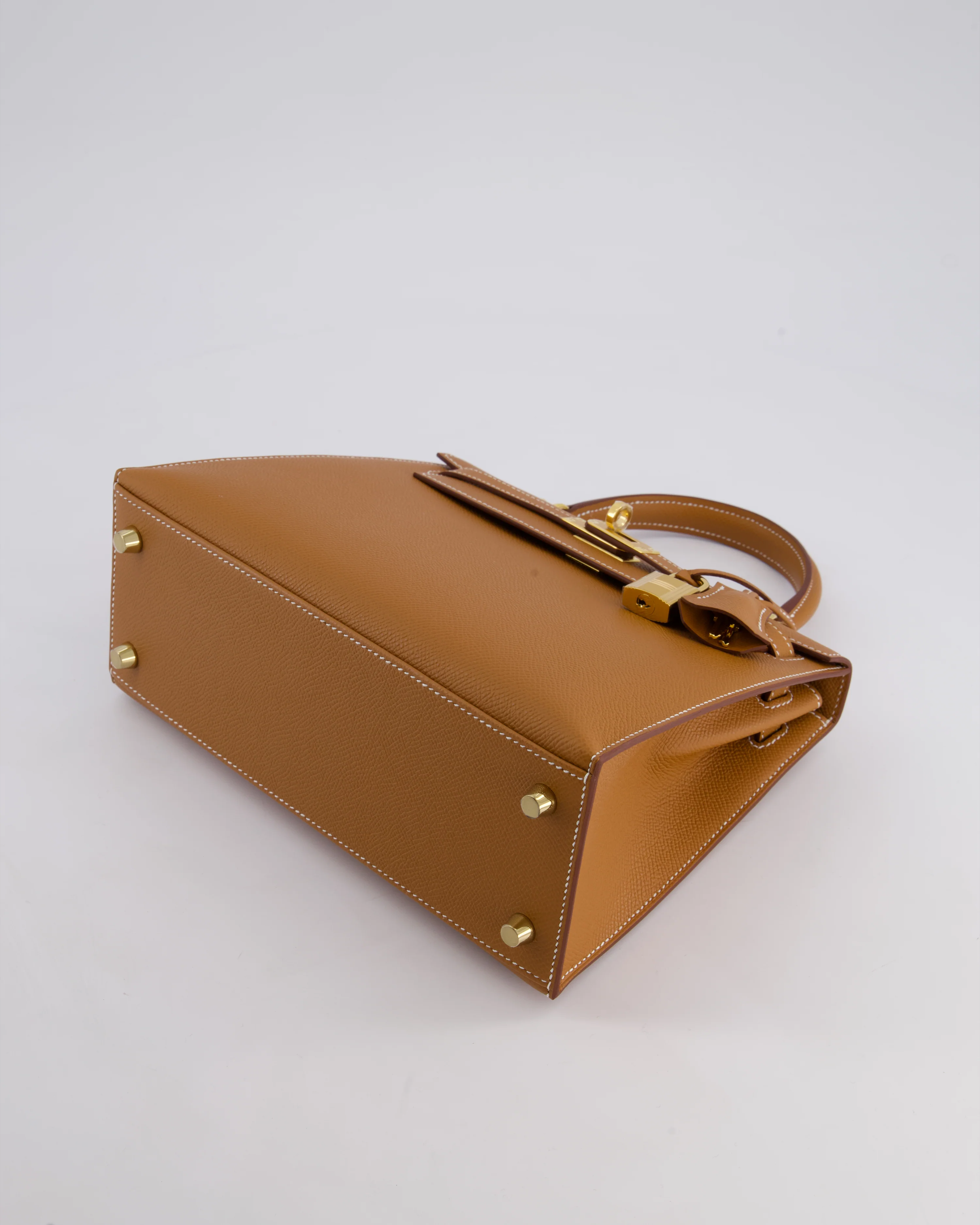 *HOLY GRAIL* Hermès Kelly 25 Sellier Bag in Gold Epsom Leather with Gold Hardware - Image 19