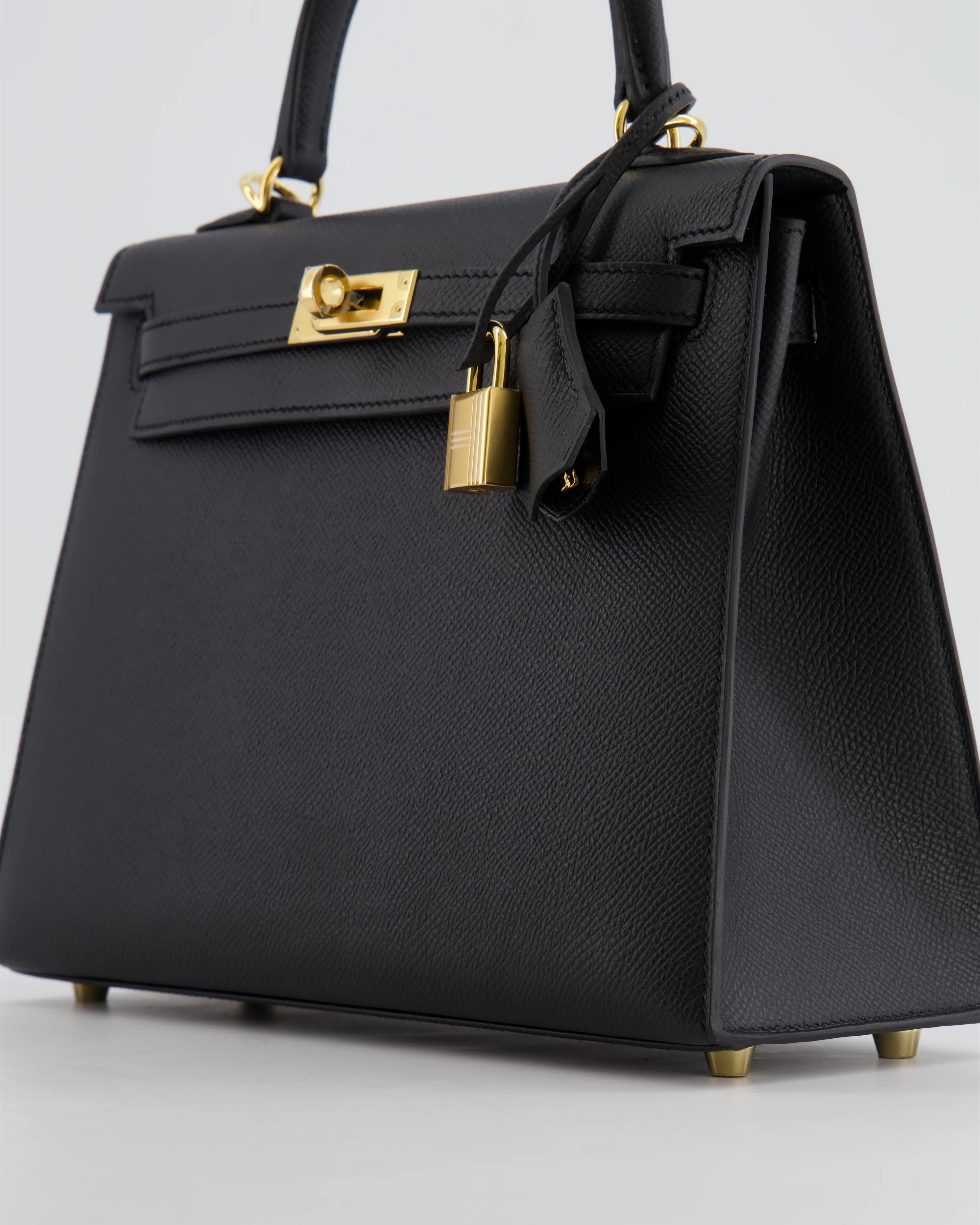 *HOLY GRAIL* Hermès Kelly 25 Sellier Bag in Noir Epsom Leather with Gold Hardware - Image 12