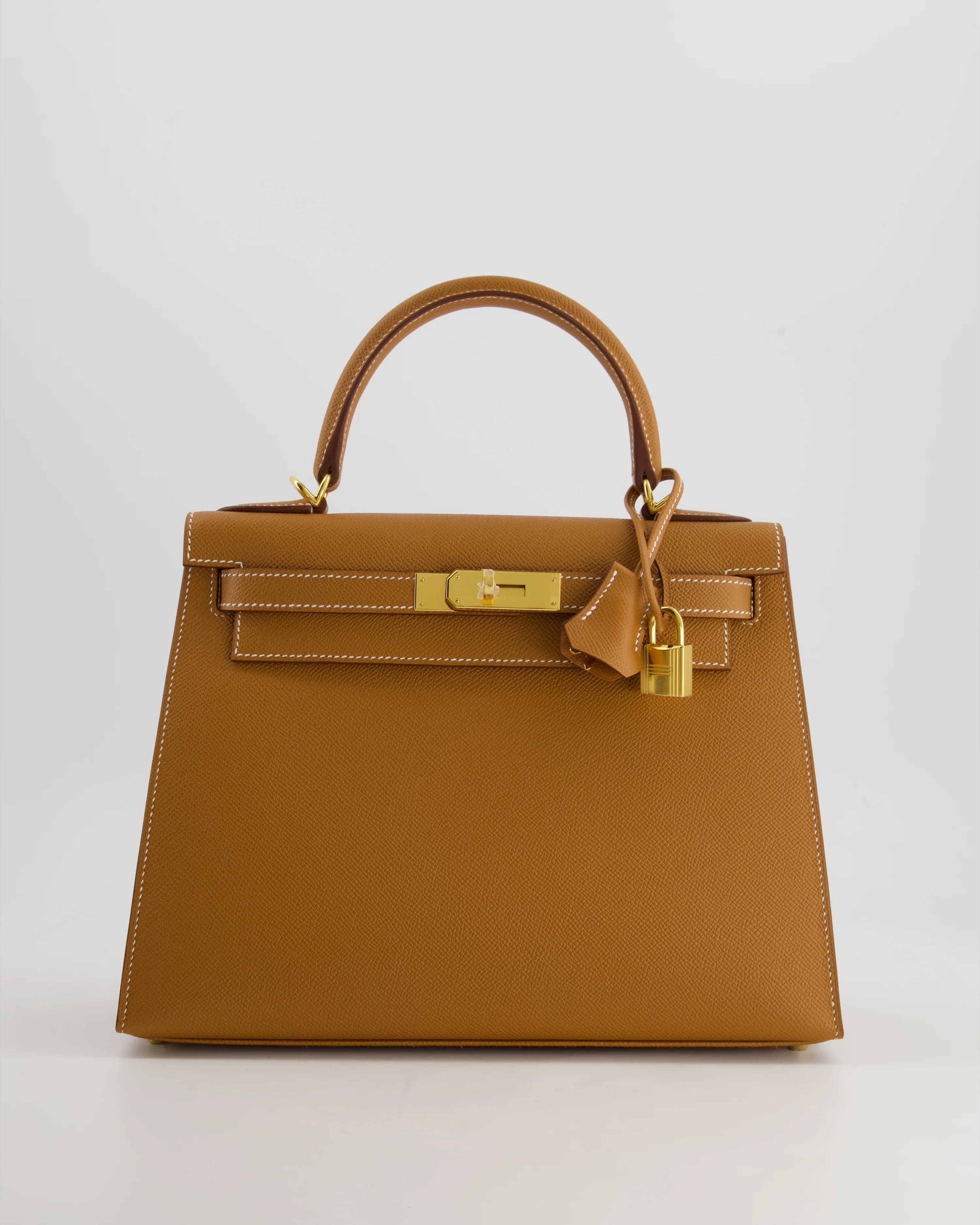 *HOLY GRAIL* Hermès Kelly 28 Sellier Bag in Gold Epsom Leather with Gold Hardware - Image 2