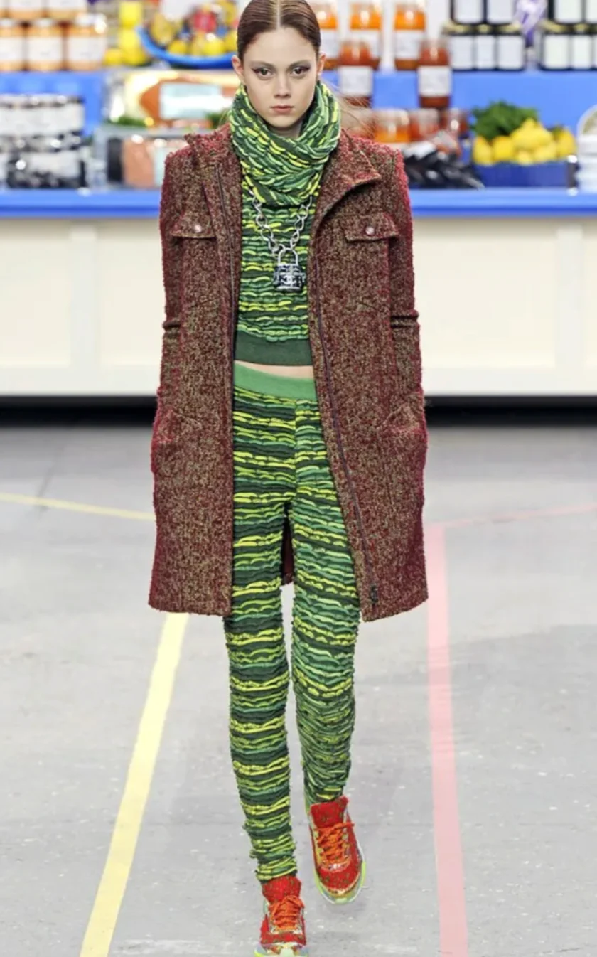 *HOT* Chanel 14K Green Cropped Jacquard Jumper with CC Detail Size FR 36 (UK 8) RRP £1960 - Image 7