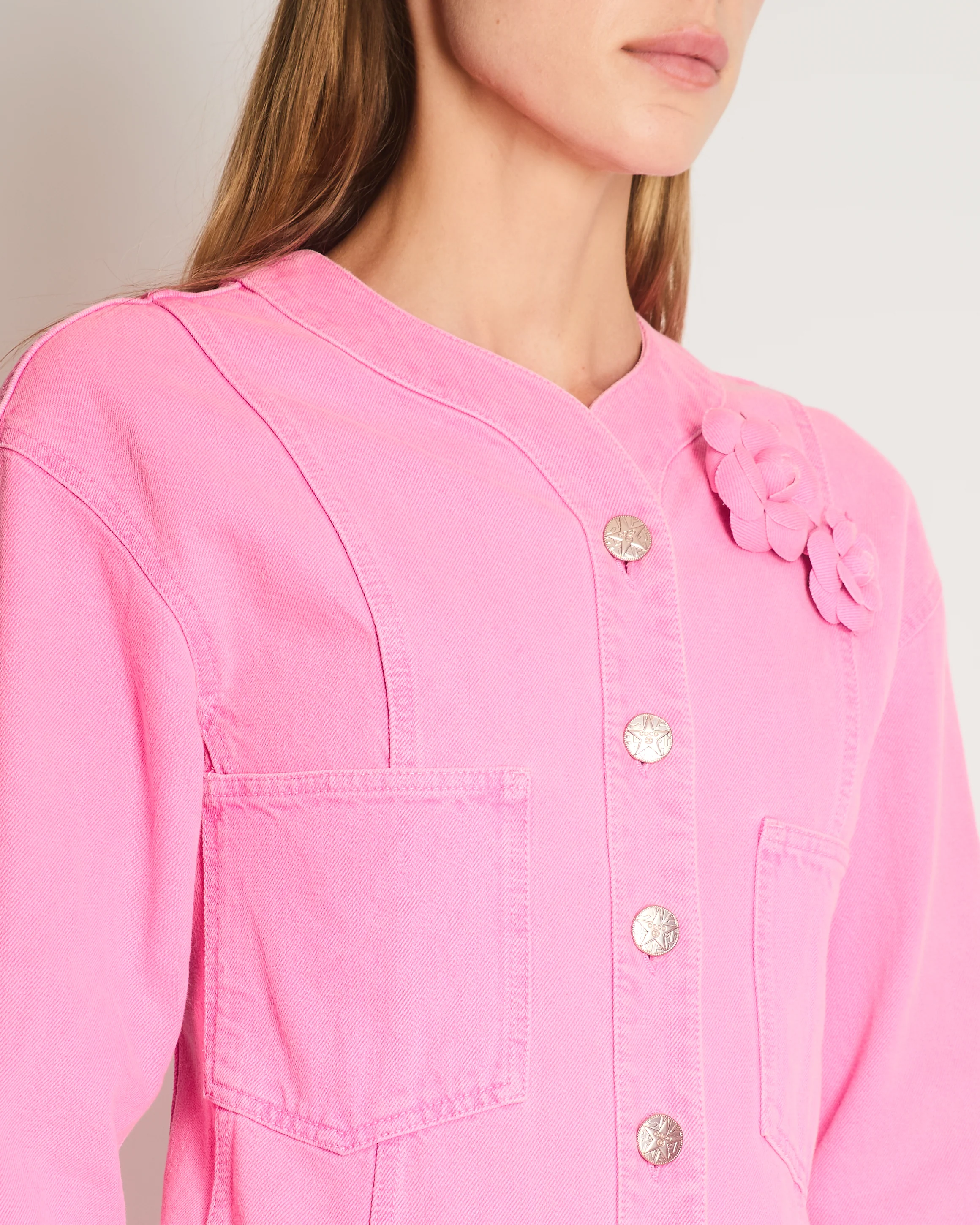 *HOT* Chanel 21S Hot Pink Denim Jacket with Detachable Camellia Pin Detail Size FR 34 (UK 6) - Image 6