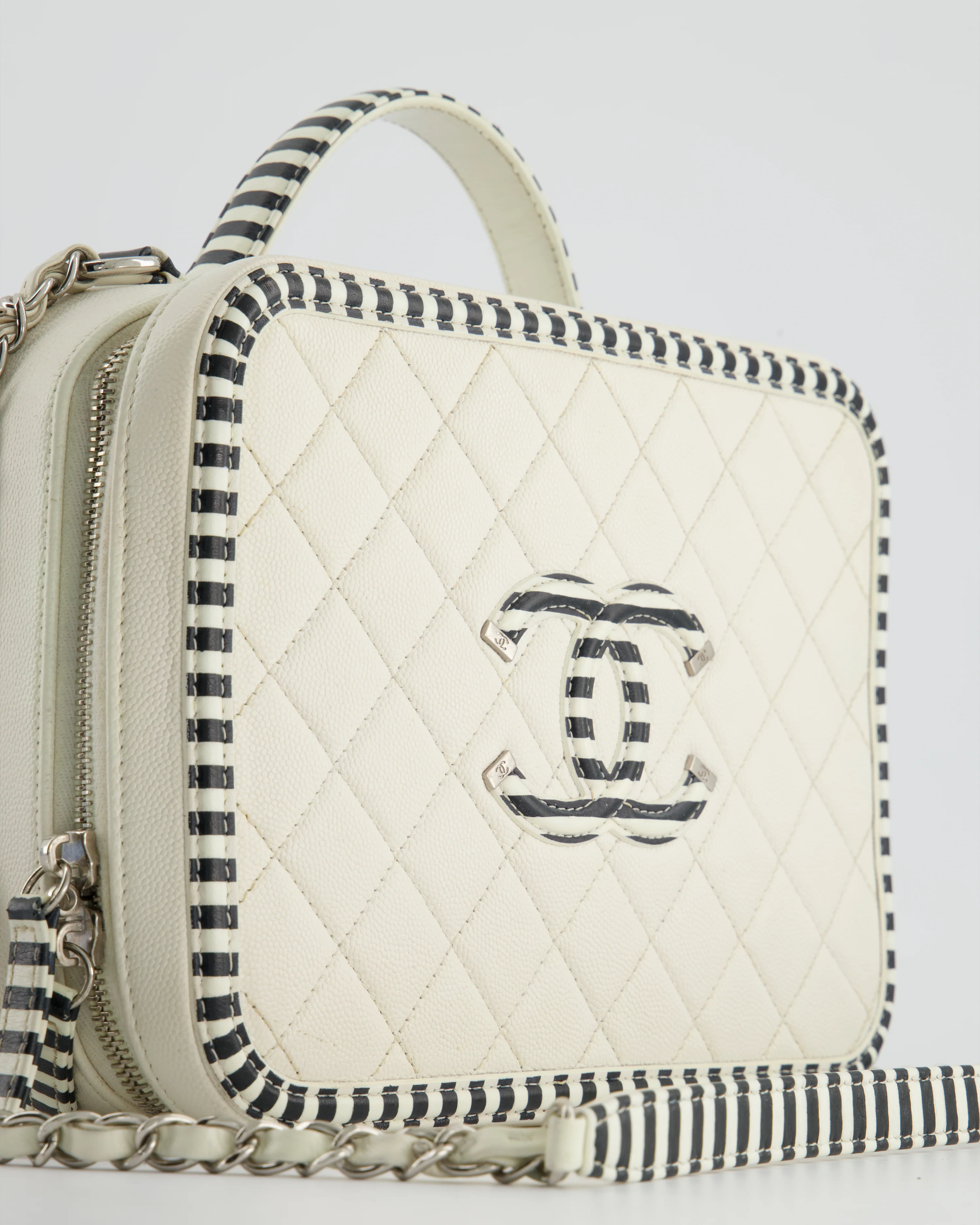 *HOT* Chanel White Caviar Vanity Case with Zebra Motif CC Logo and Silver Hardware - Image 10