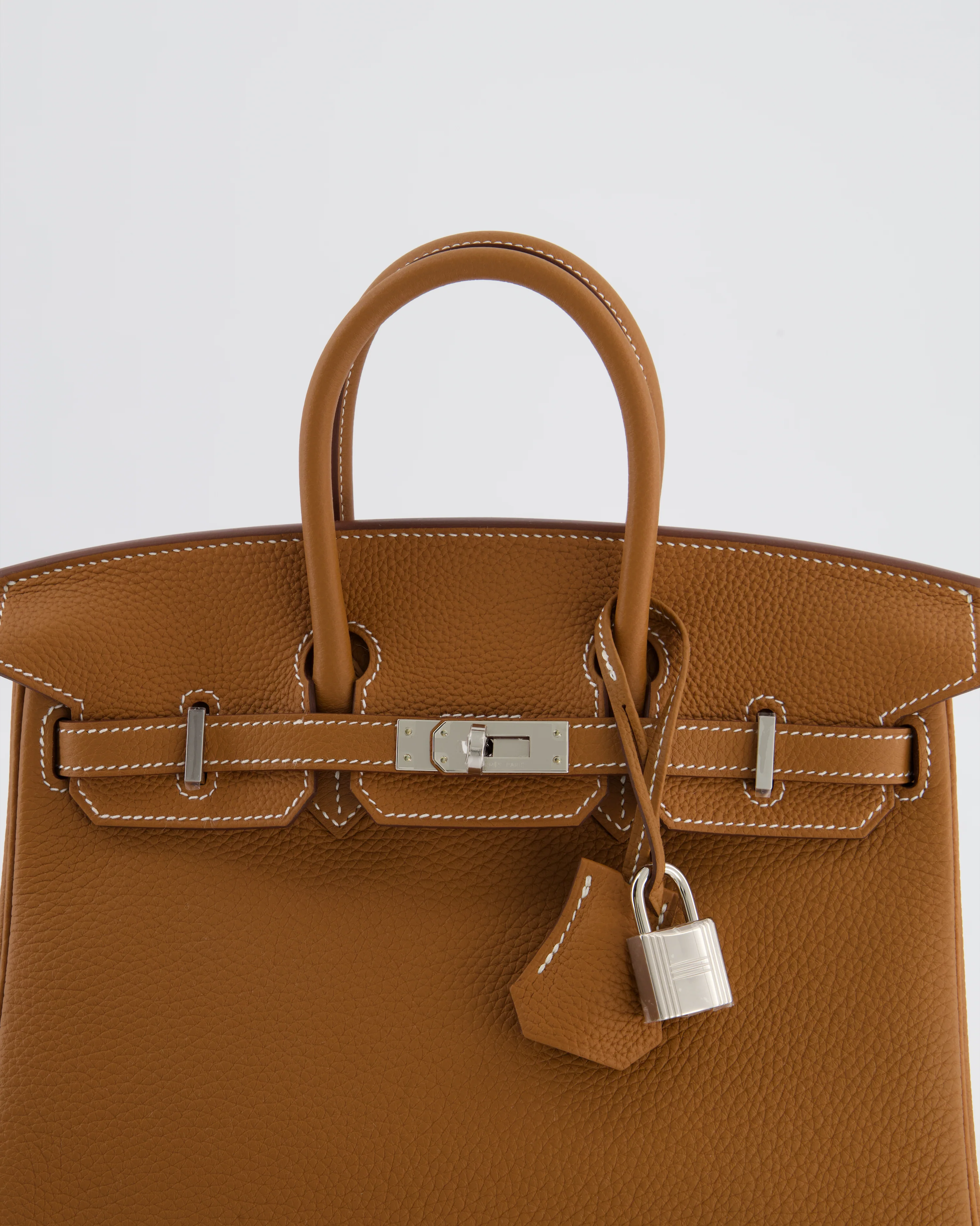 *HOT* Hermès Birkin 25 Retourne Bag in Gold Togo Leather with Palladium Hardware - Image 15